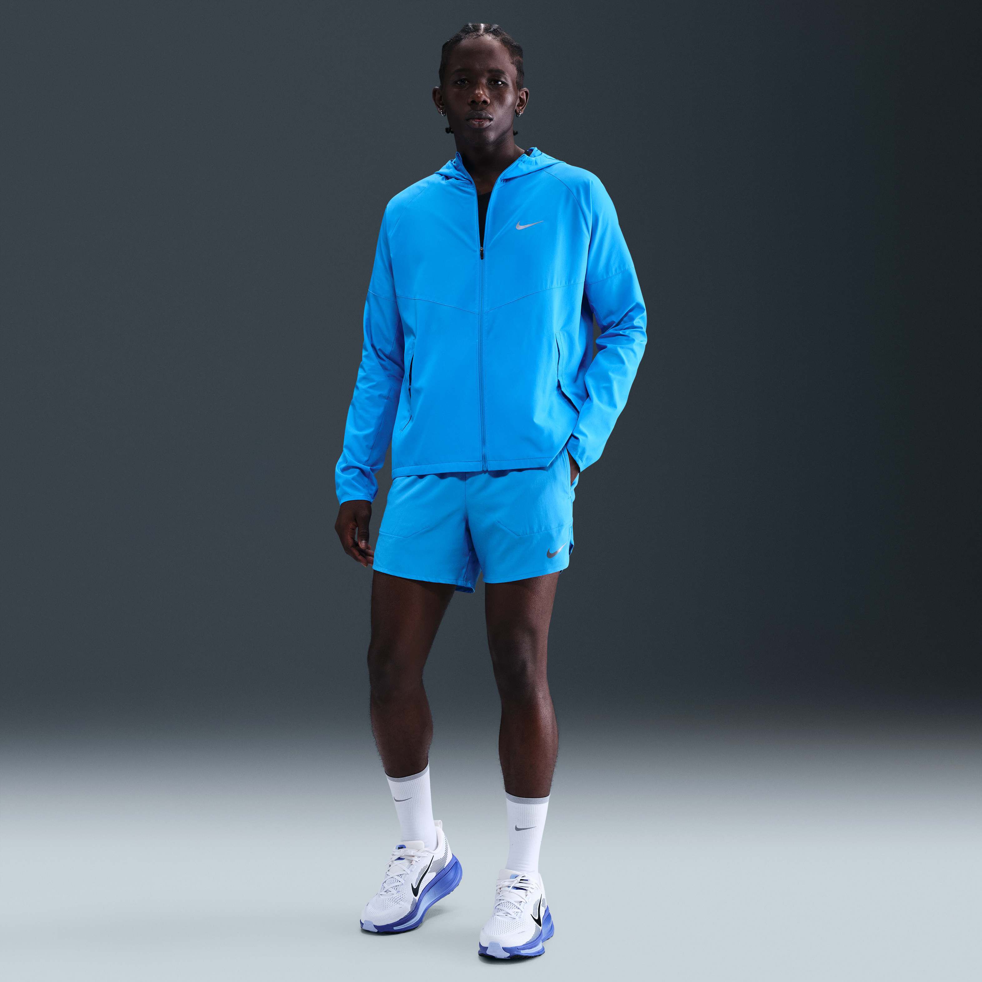 Nike Stride image number 0