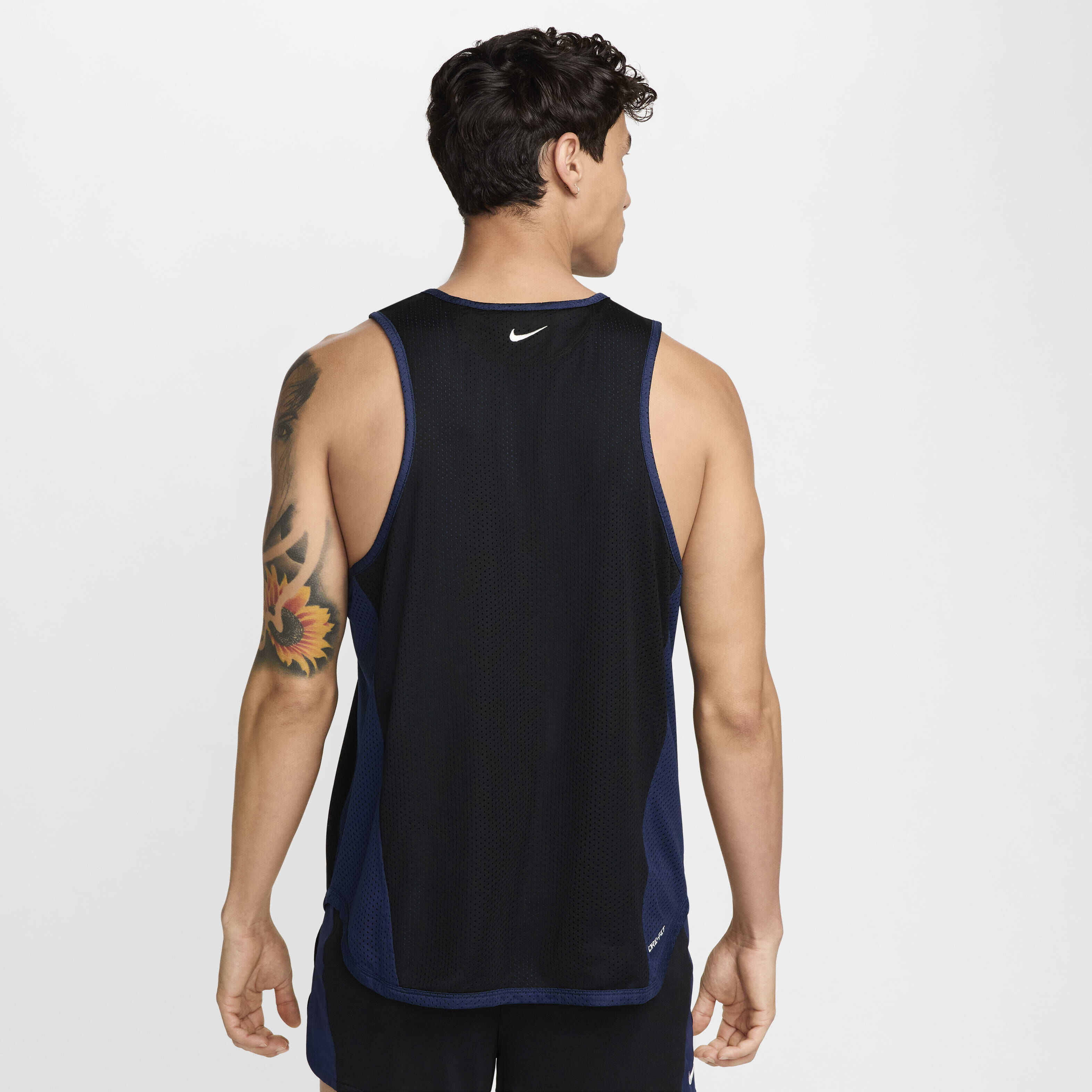 Nike Track Club image number 1