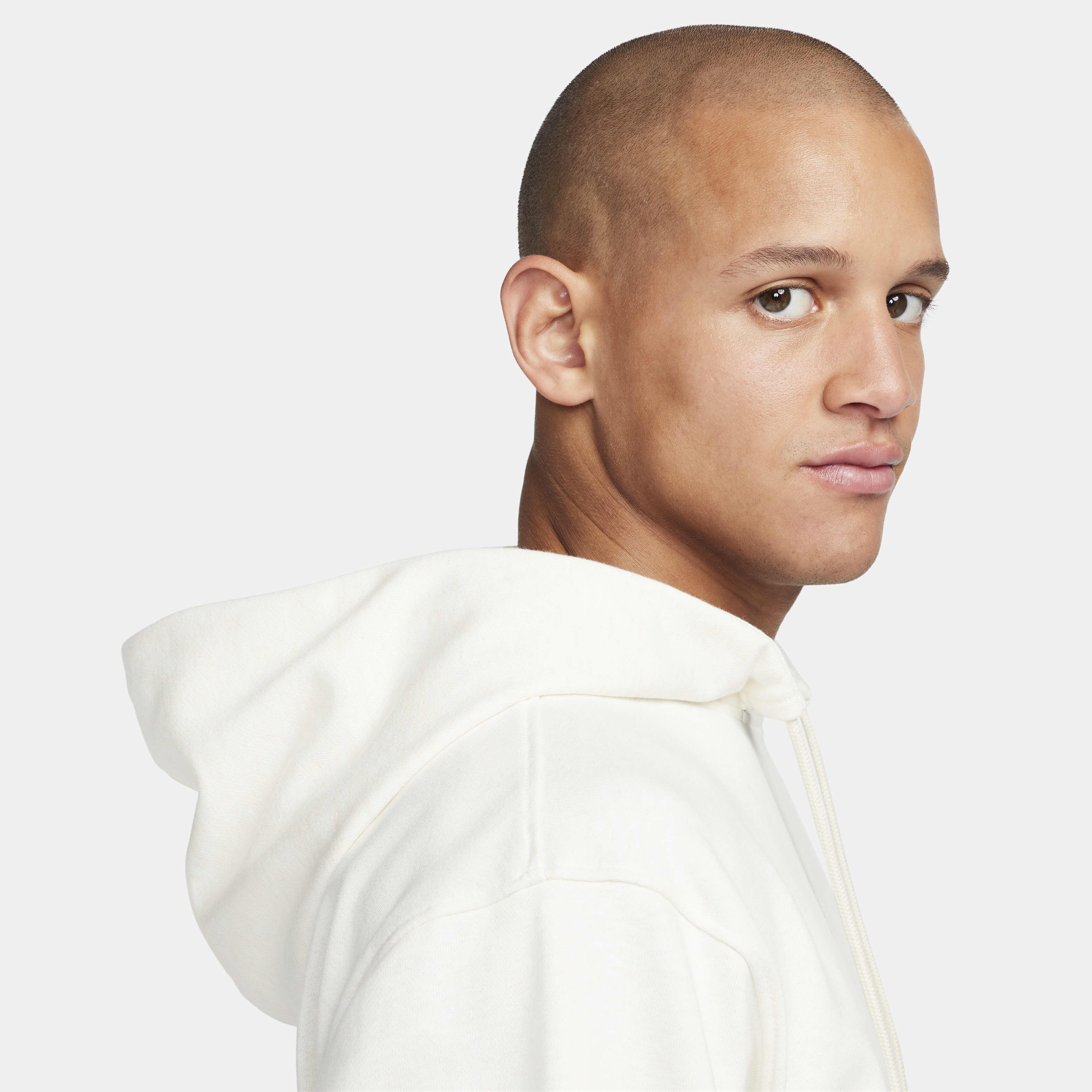 Nike Standard Issue image number 7