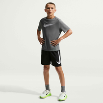 Nike Multi Refresh