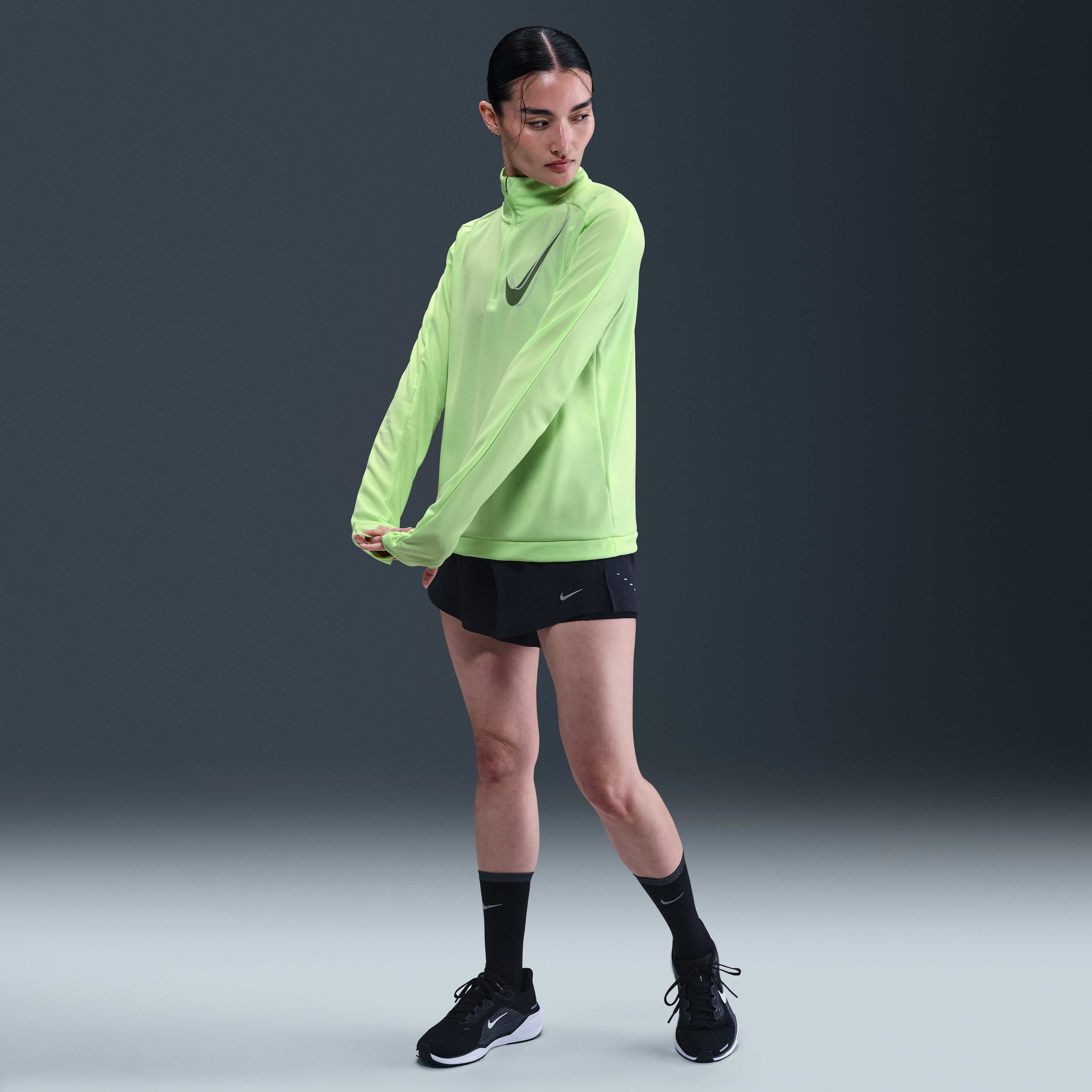 نايكي سووش image number 3