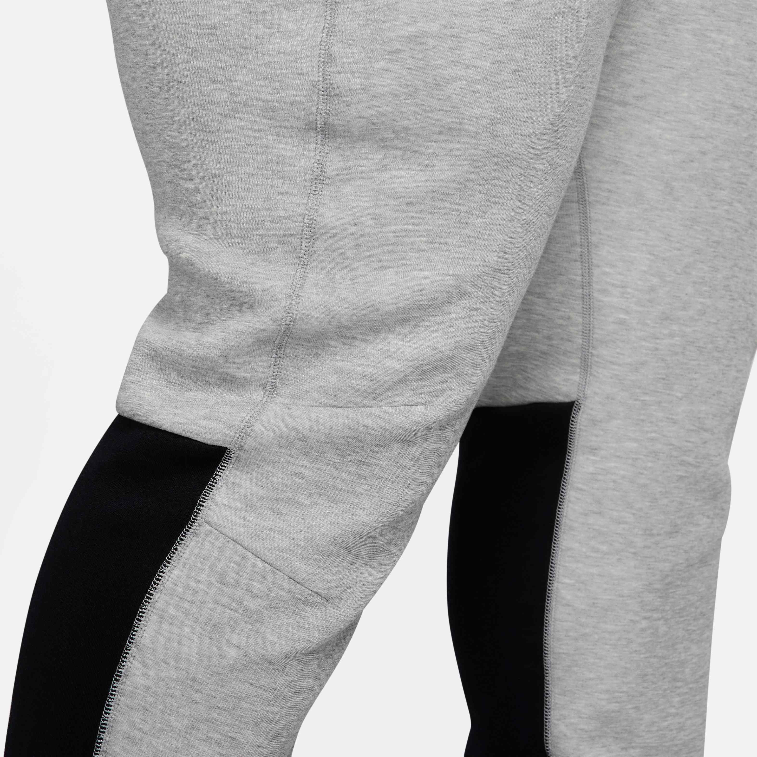 Nike Sportswear Tech Fleece image number 15