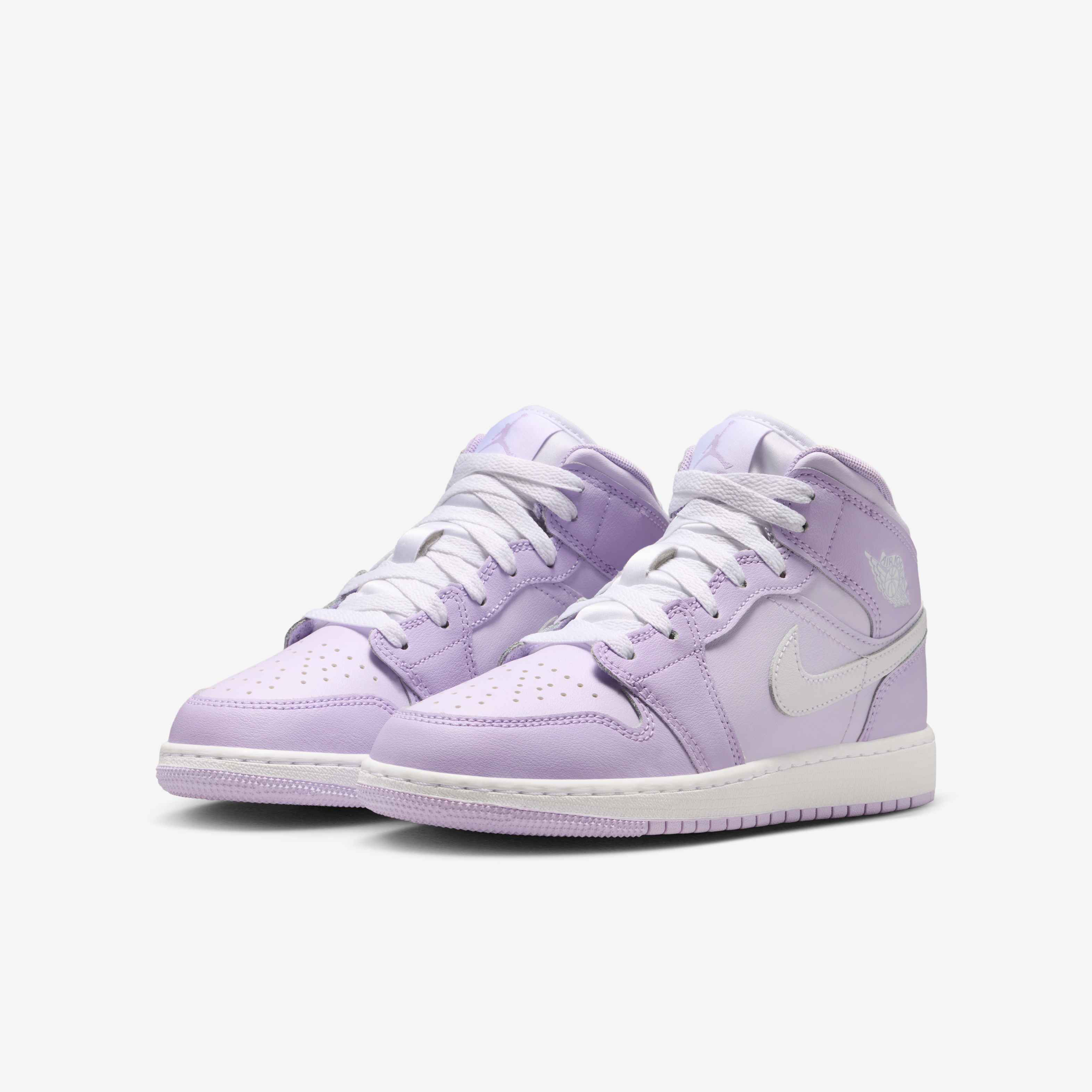 Air Jordan 1 Mid image number 4