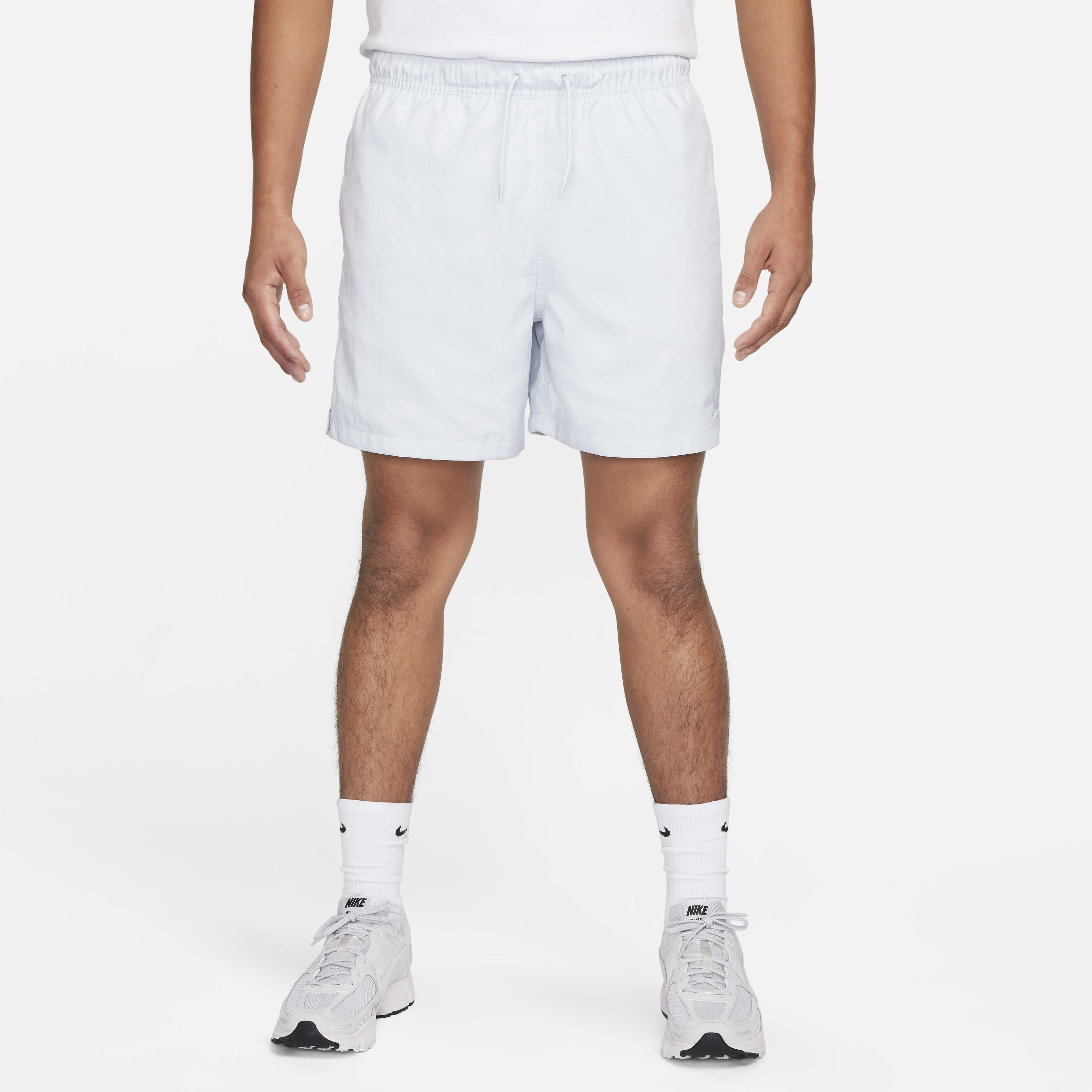 Nike club logo shorts clearance