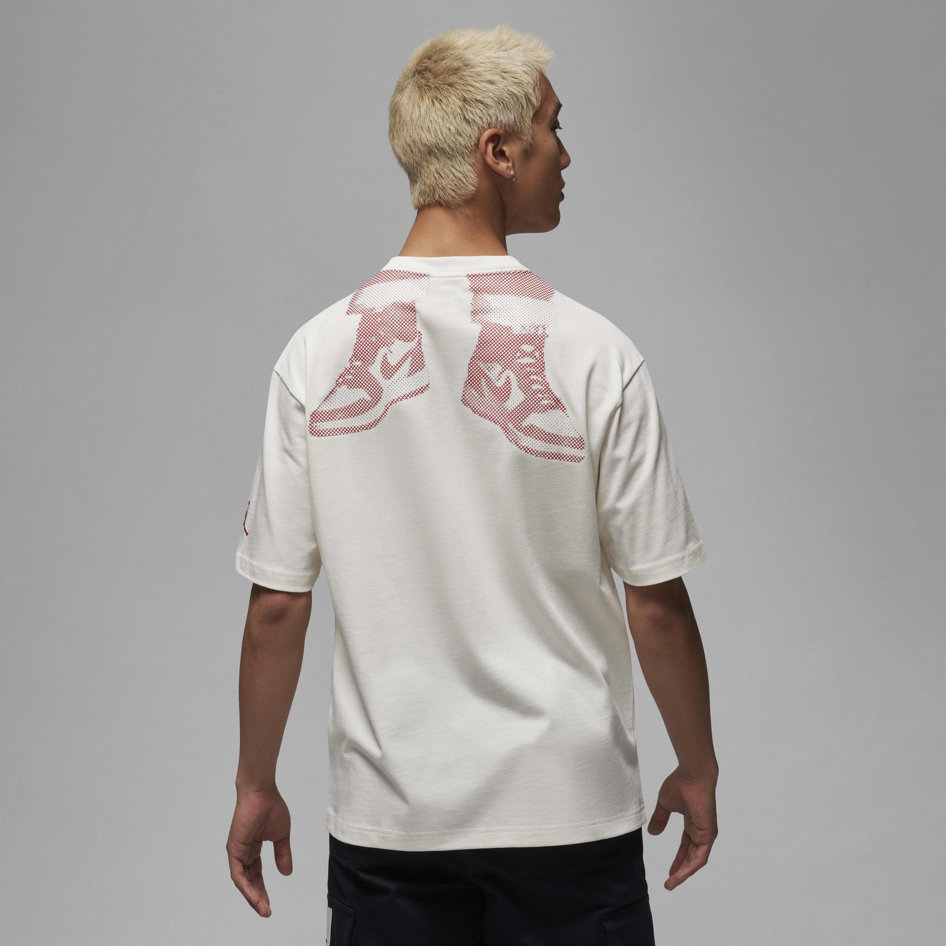 Jordan Essentials Festive image number 1