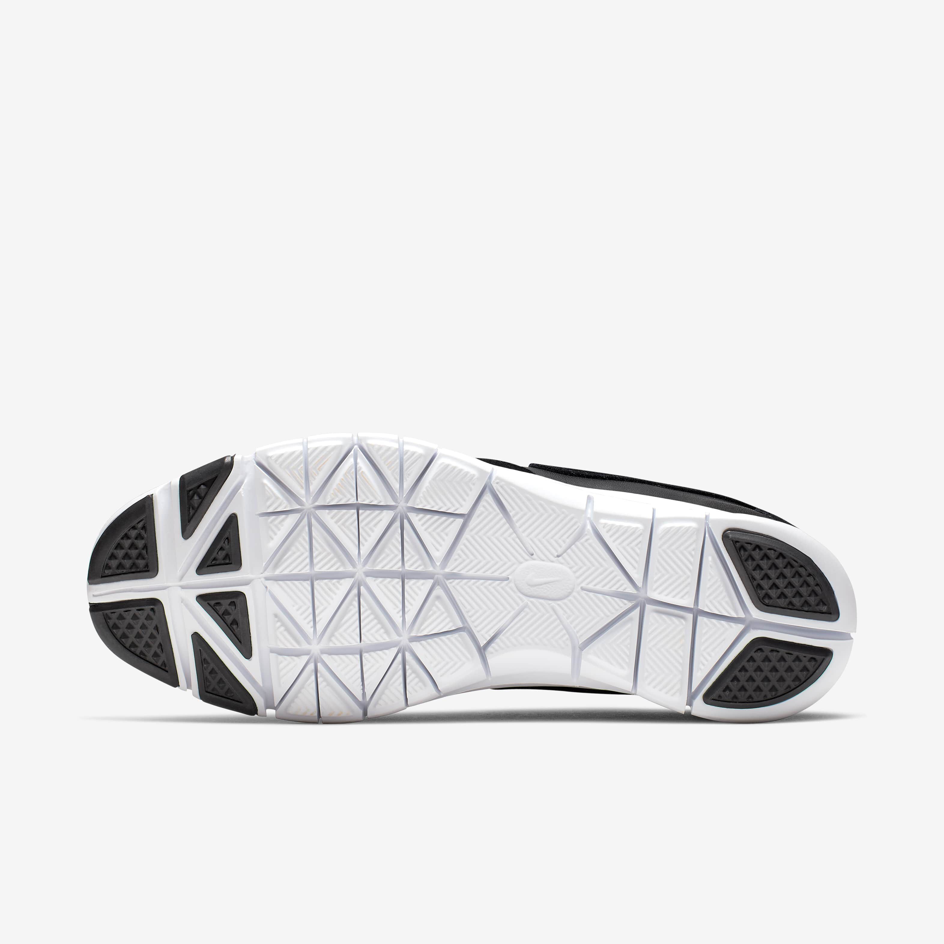 نايكي فليكس ايسنشال تي ار ليذر image number 1