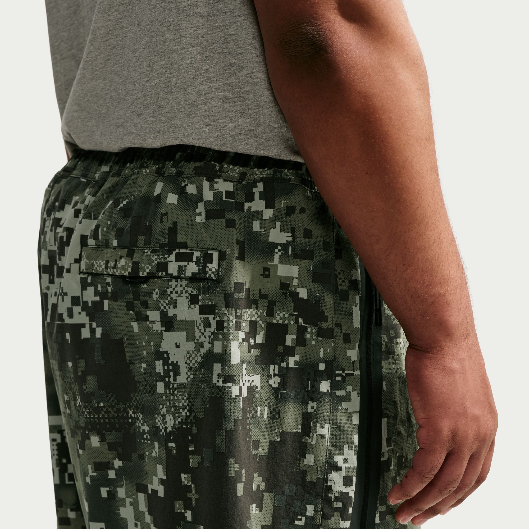 Nike Tech image number 3