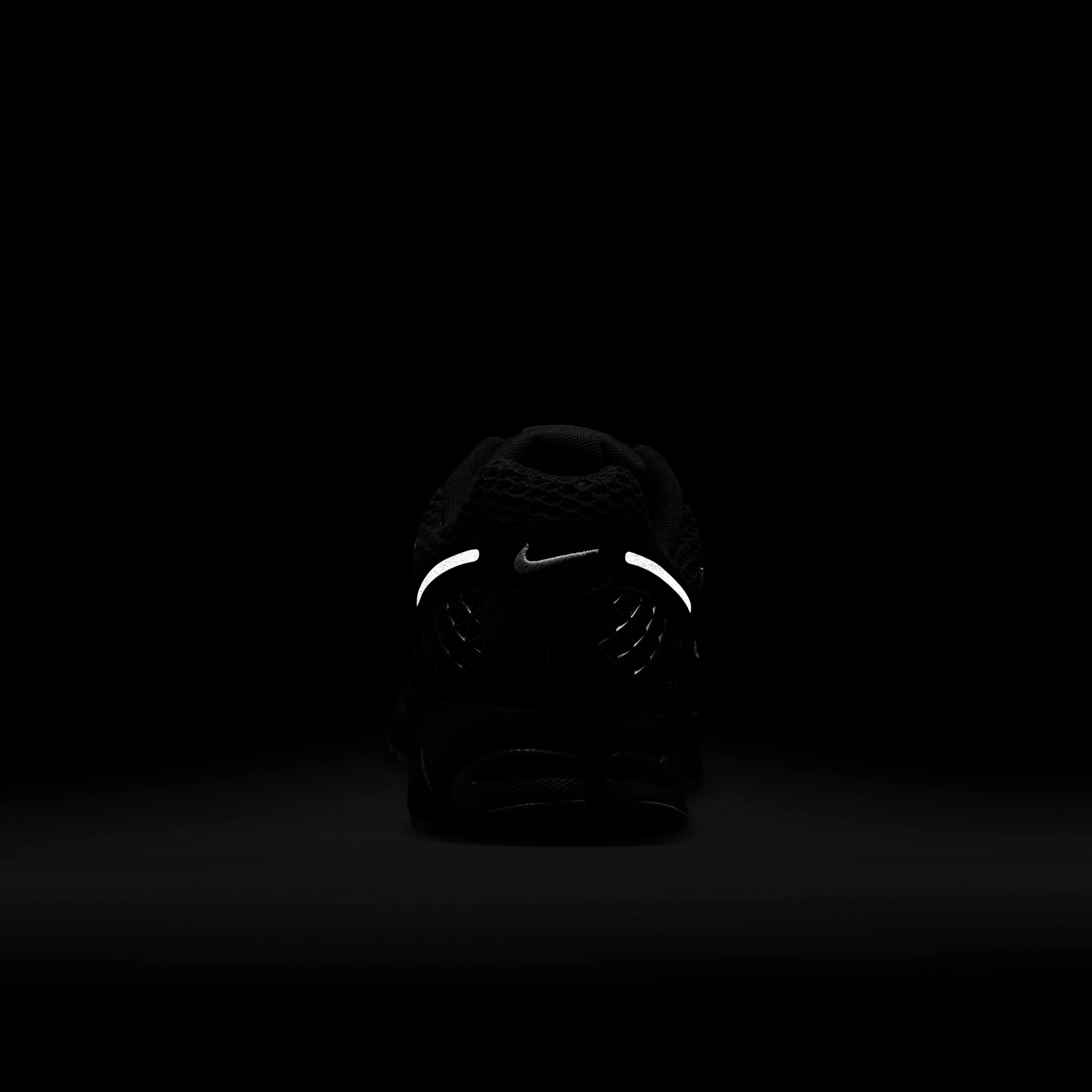 Nike Zoom Vomero 5 image number 9