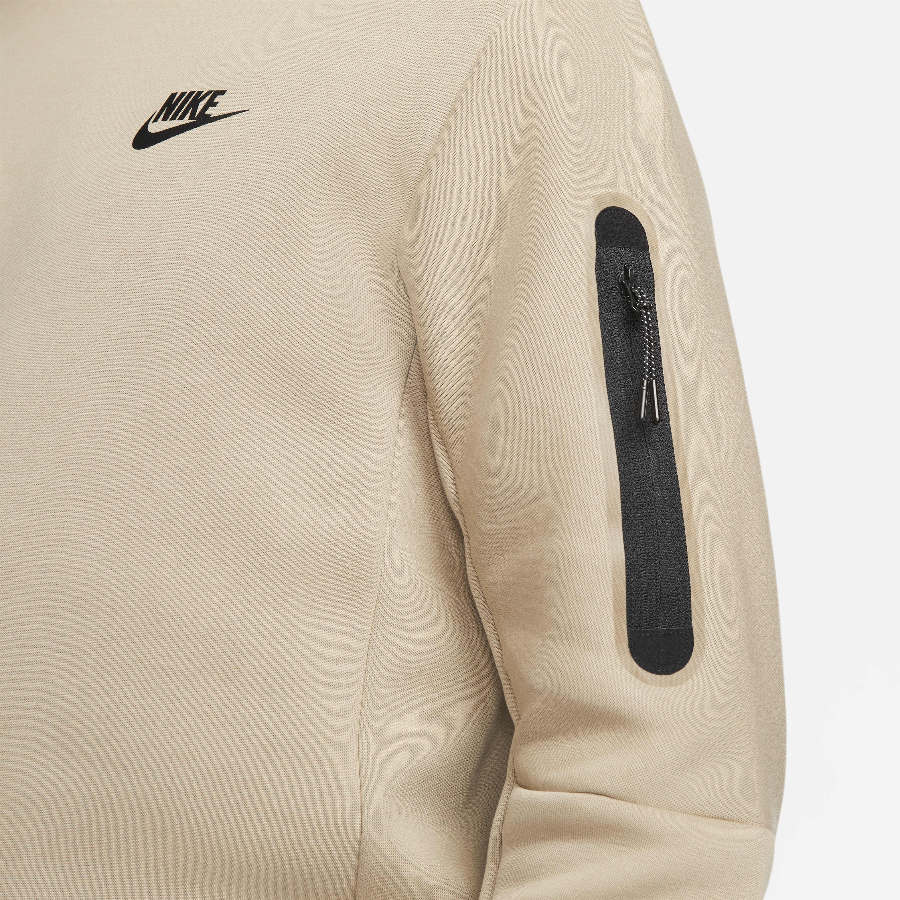 Nike Sportswear Tech Fleece image number 3