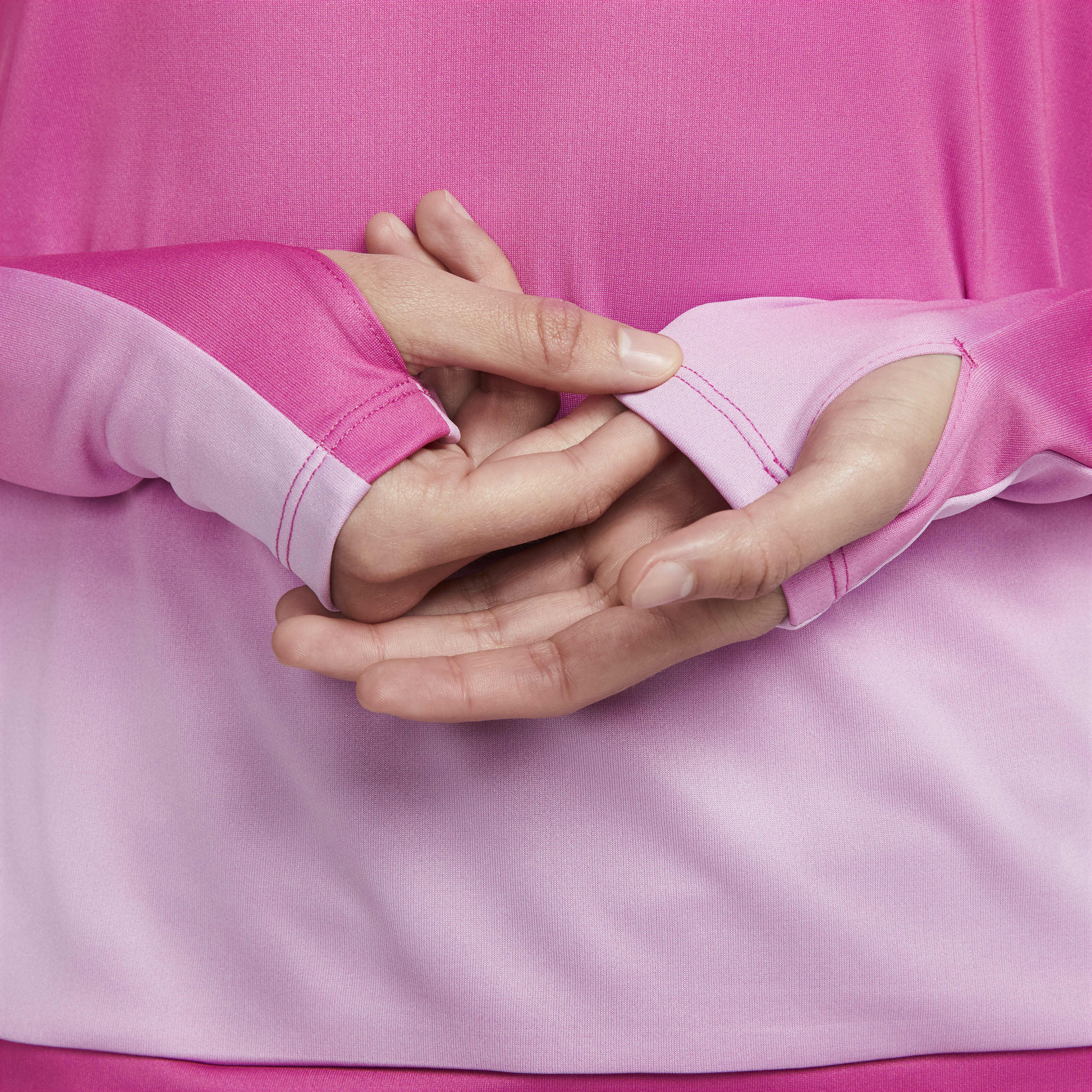 Nike Dri-FIT Swoosh image number 2