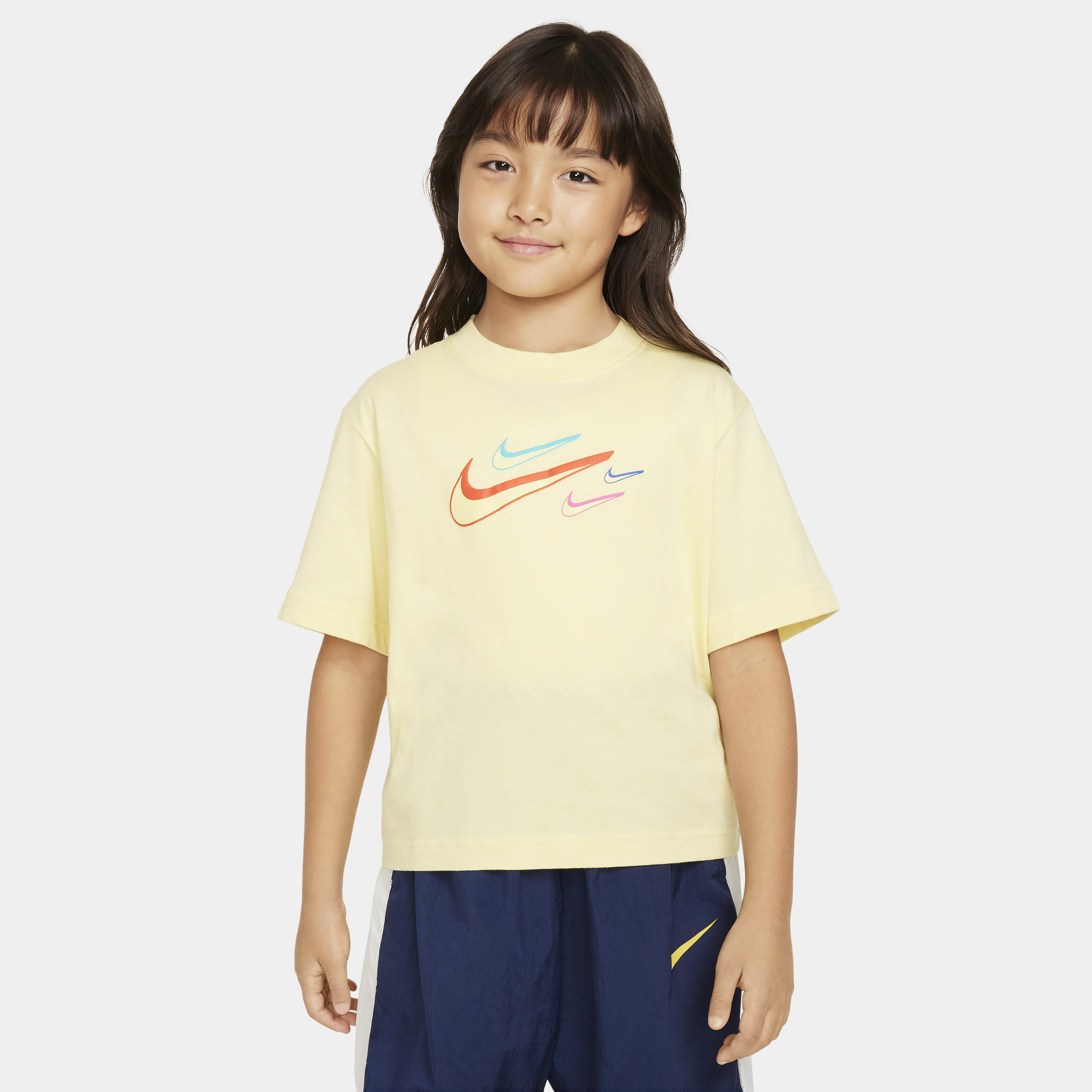 Nike t shirt for girls online