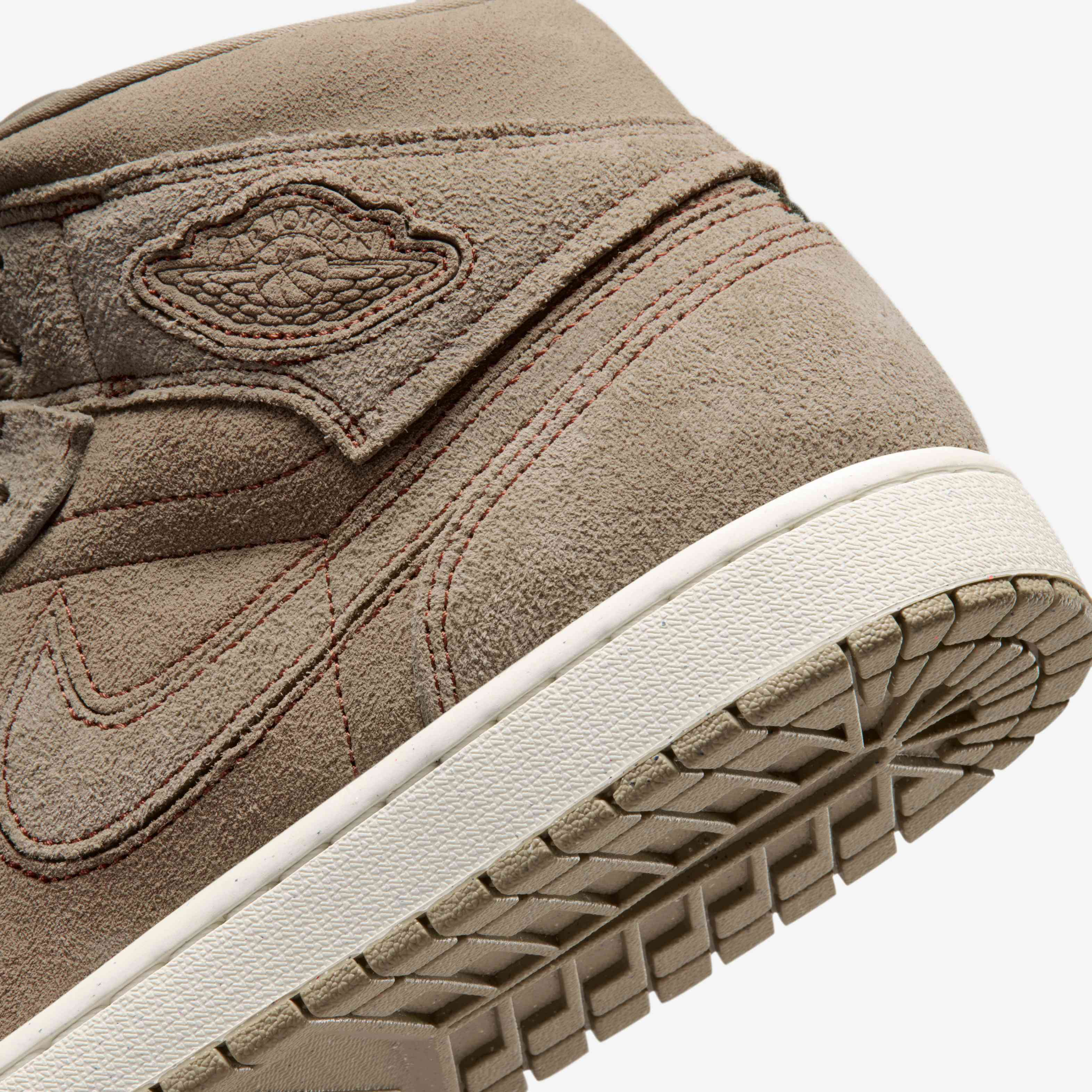 اير جوردن 1 ميد اس اي كرافت image number 7