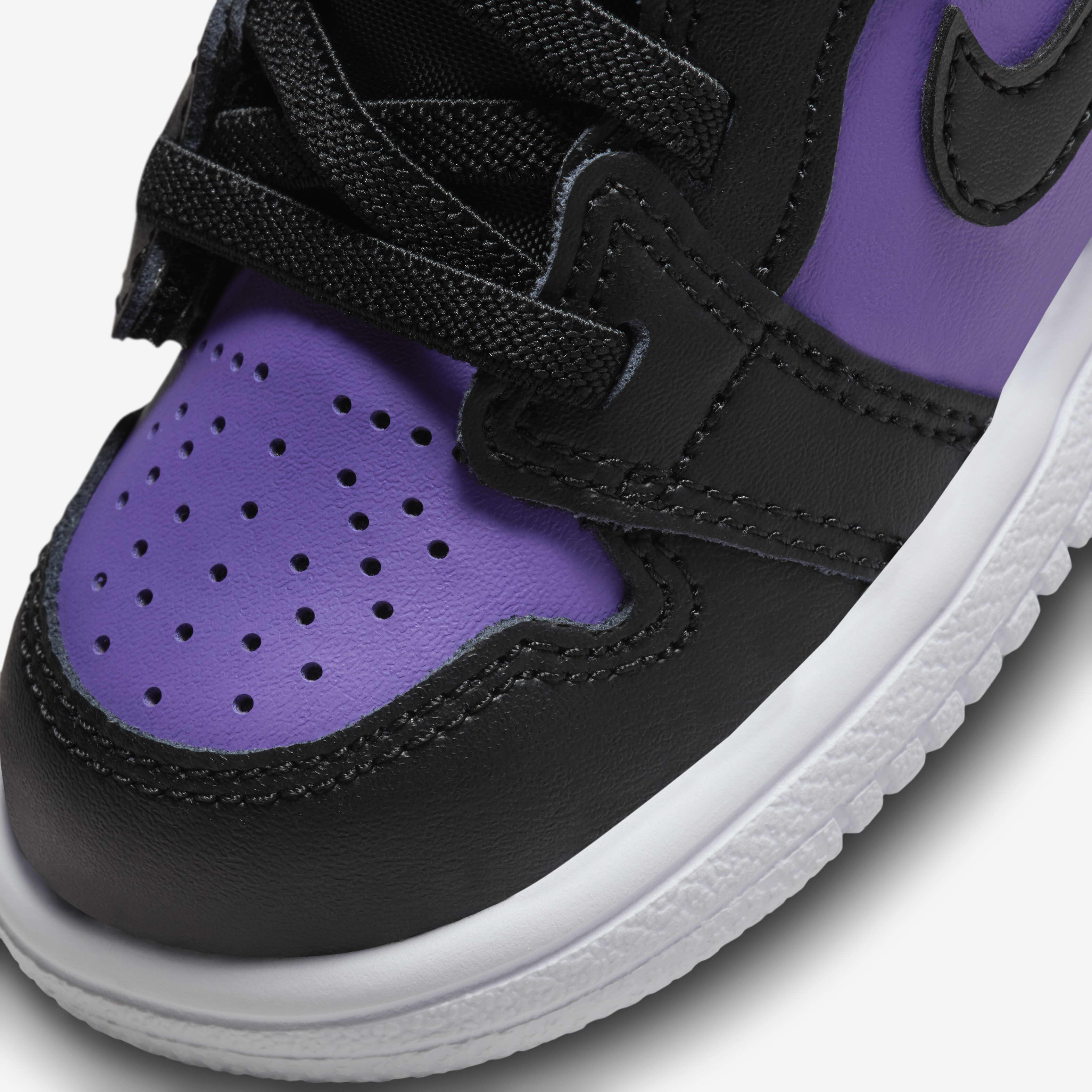 جوردن 1 لو الت image number 6