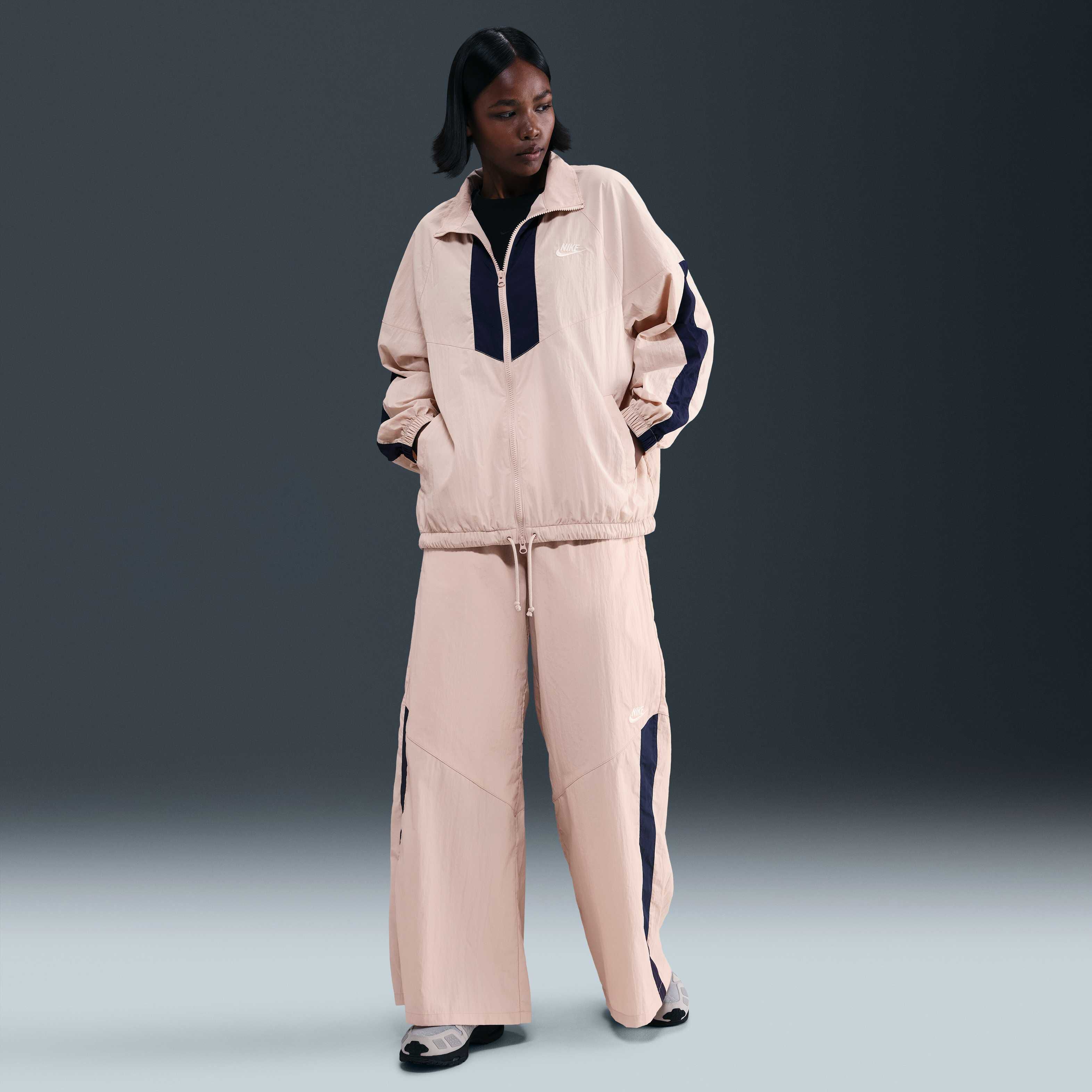 نايكي سبورتسوير ويندرانر image number 3