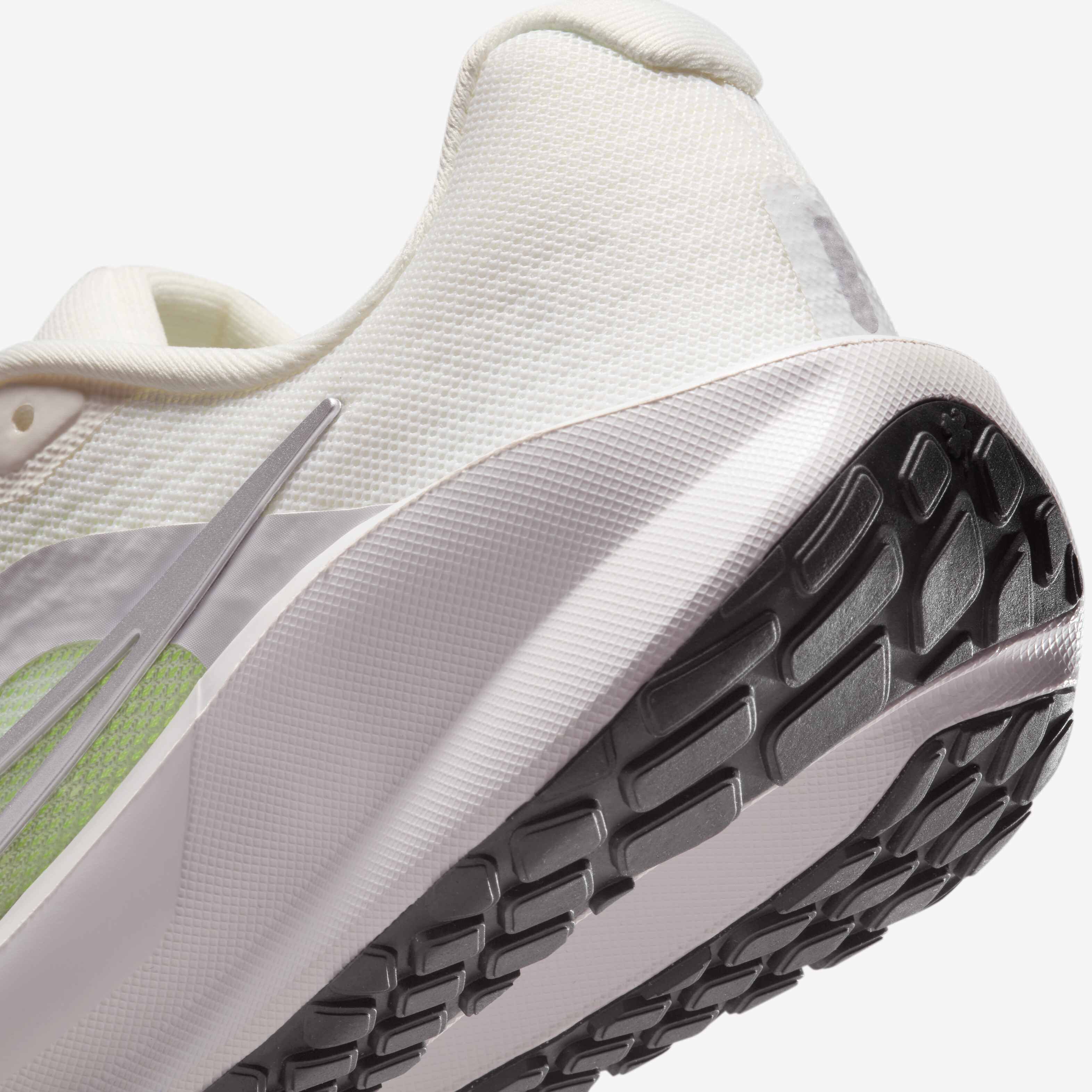 نايكي داونشفتر 13 image number 7