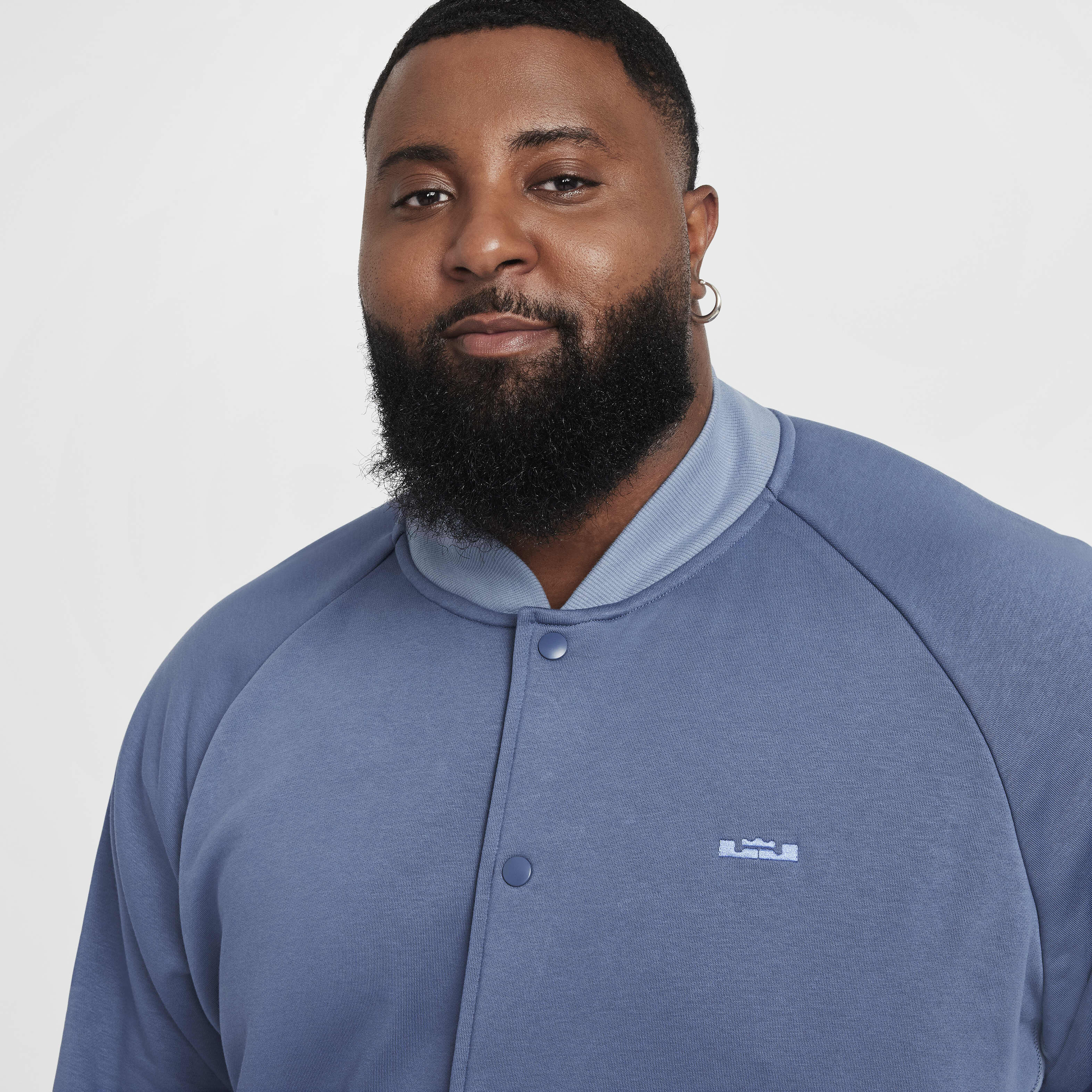 LeBron Standard Issue image number 13