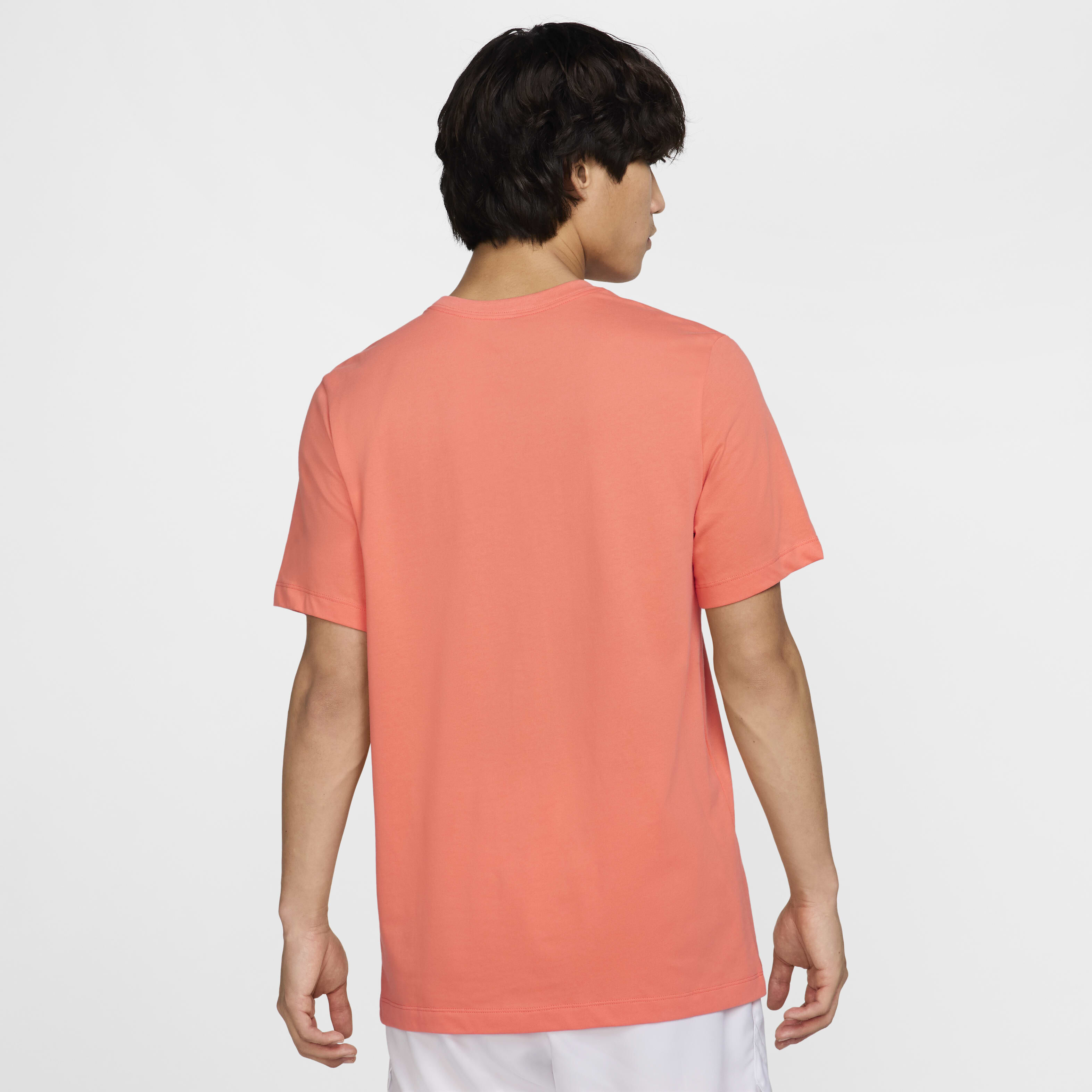 NikeCourt image number 1