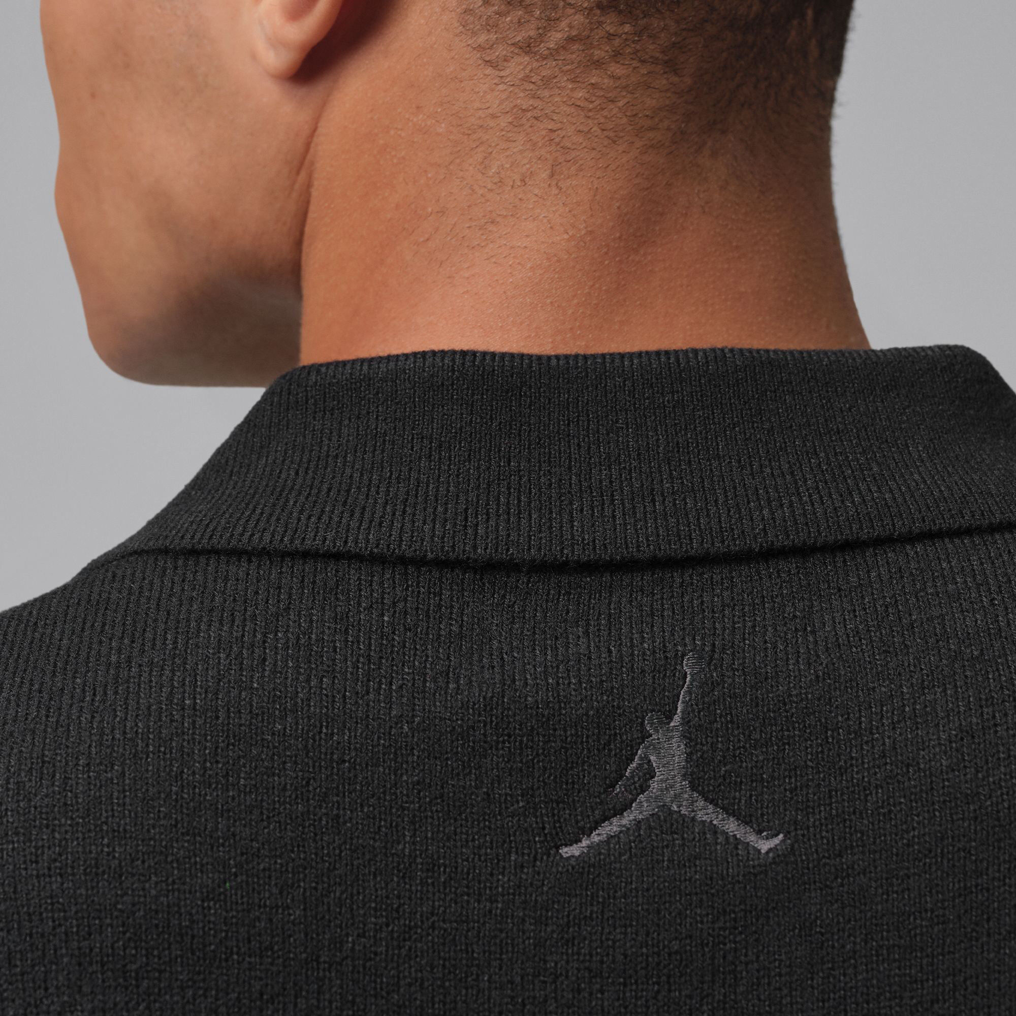 جوردن x إي ما مانيير image number 5