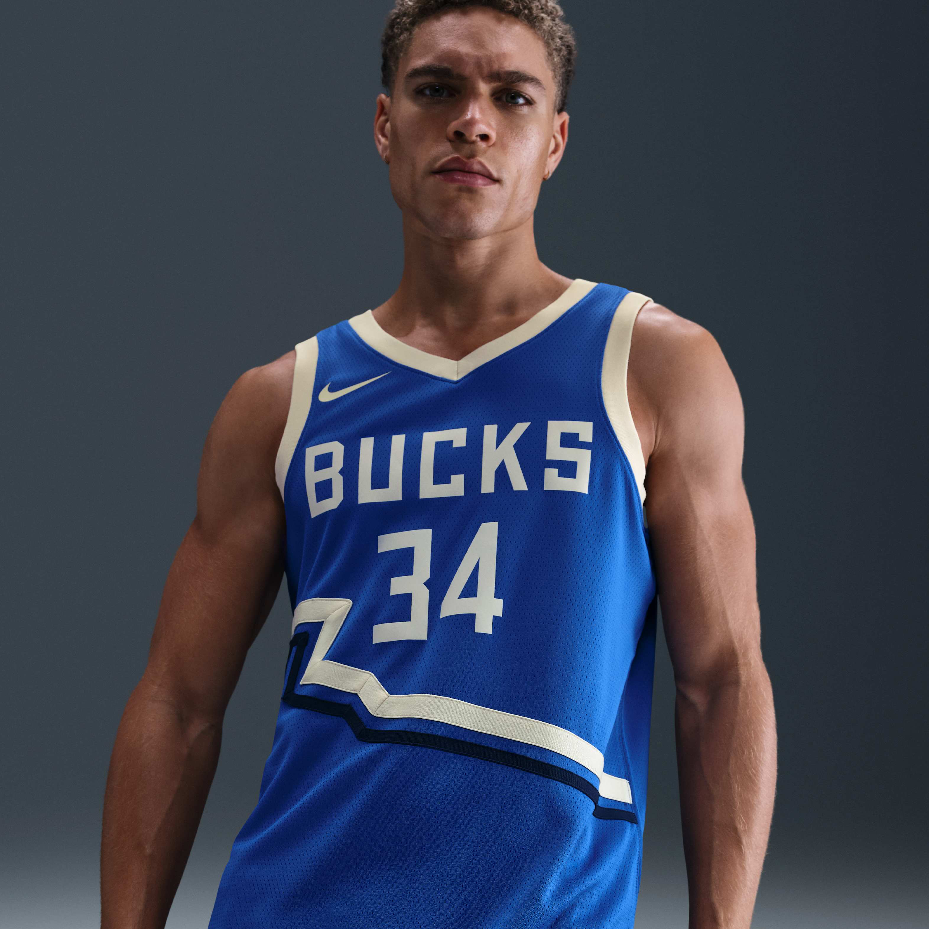 Giannis Antetokounmpo Milwaukee Bucks 2024/25 City Edition image number 2