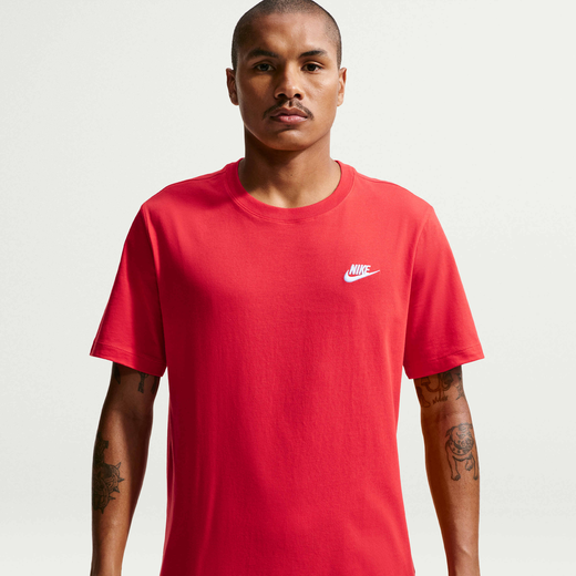Nike Sportswear Club
