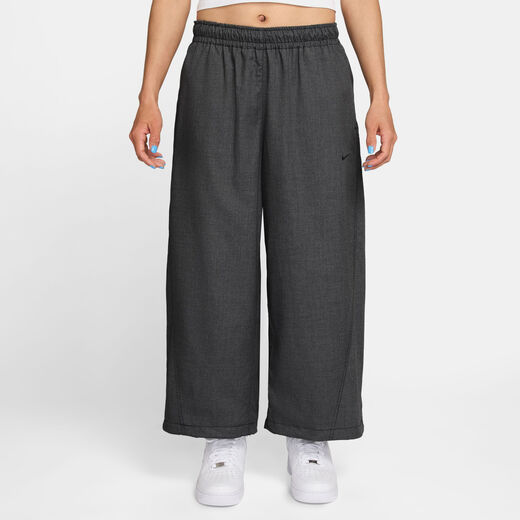 نايكي سبورتسوير