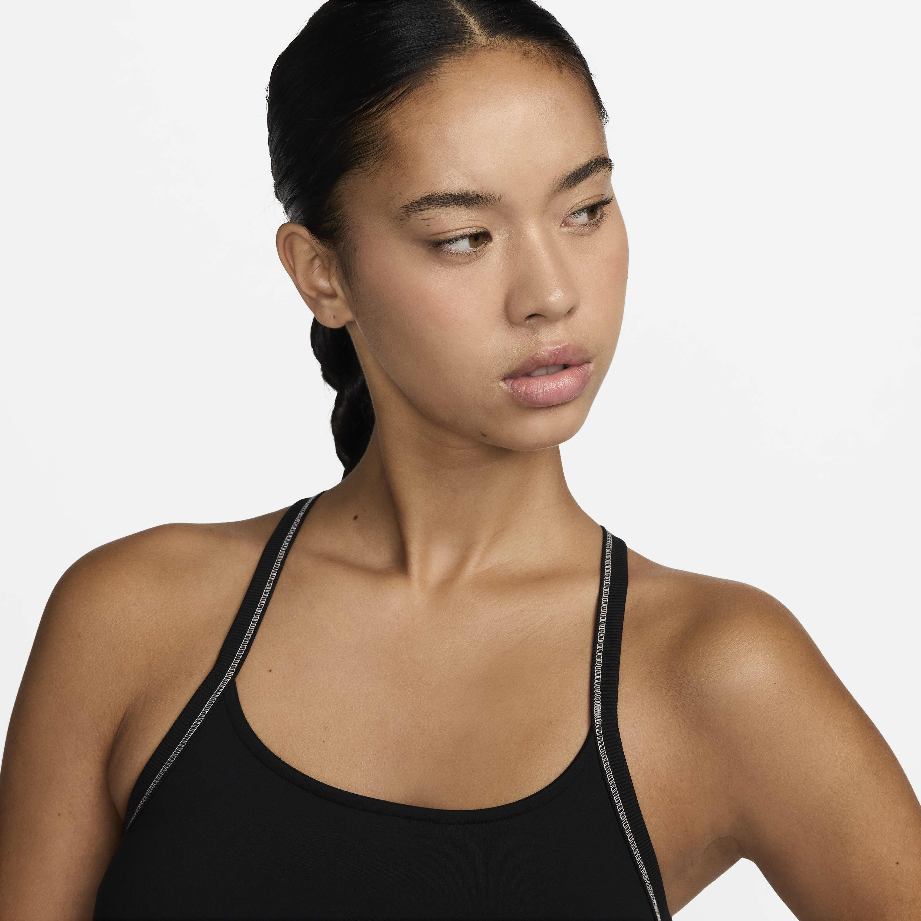 نايكي ون فيتد image number 2