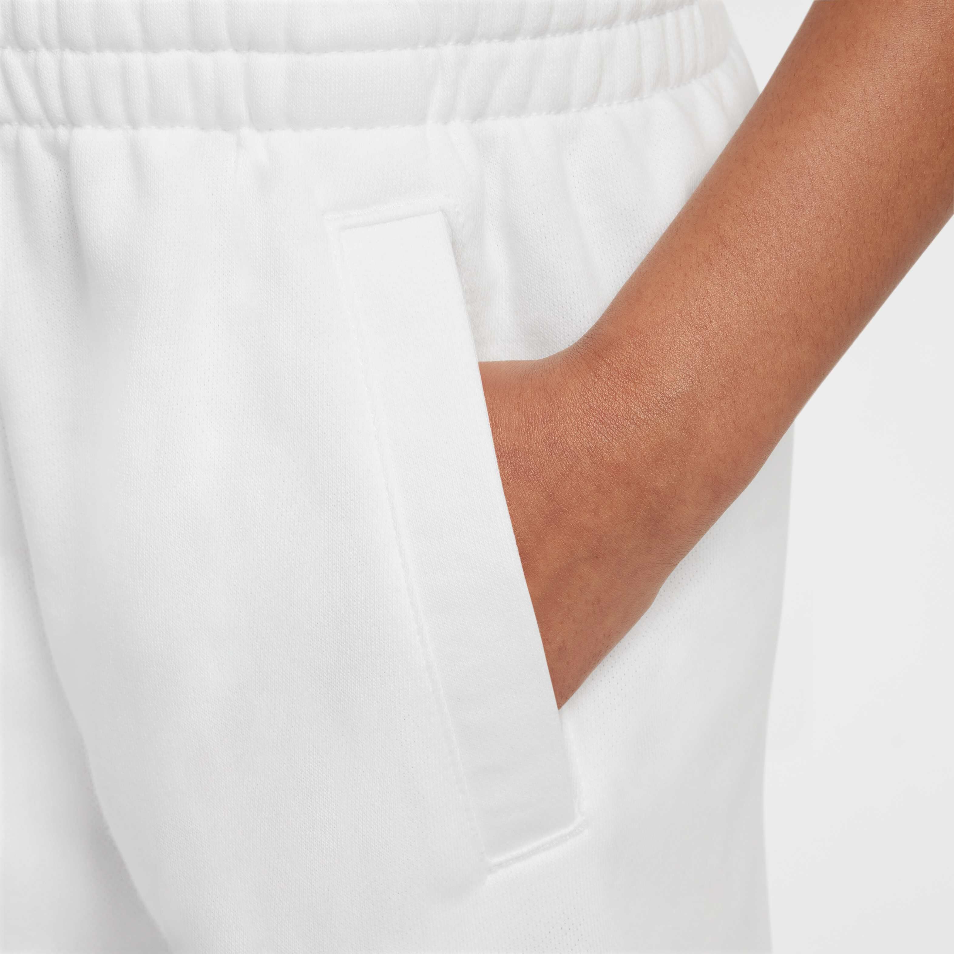 نايكي سبورتسوير كلوب image number 4