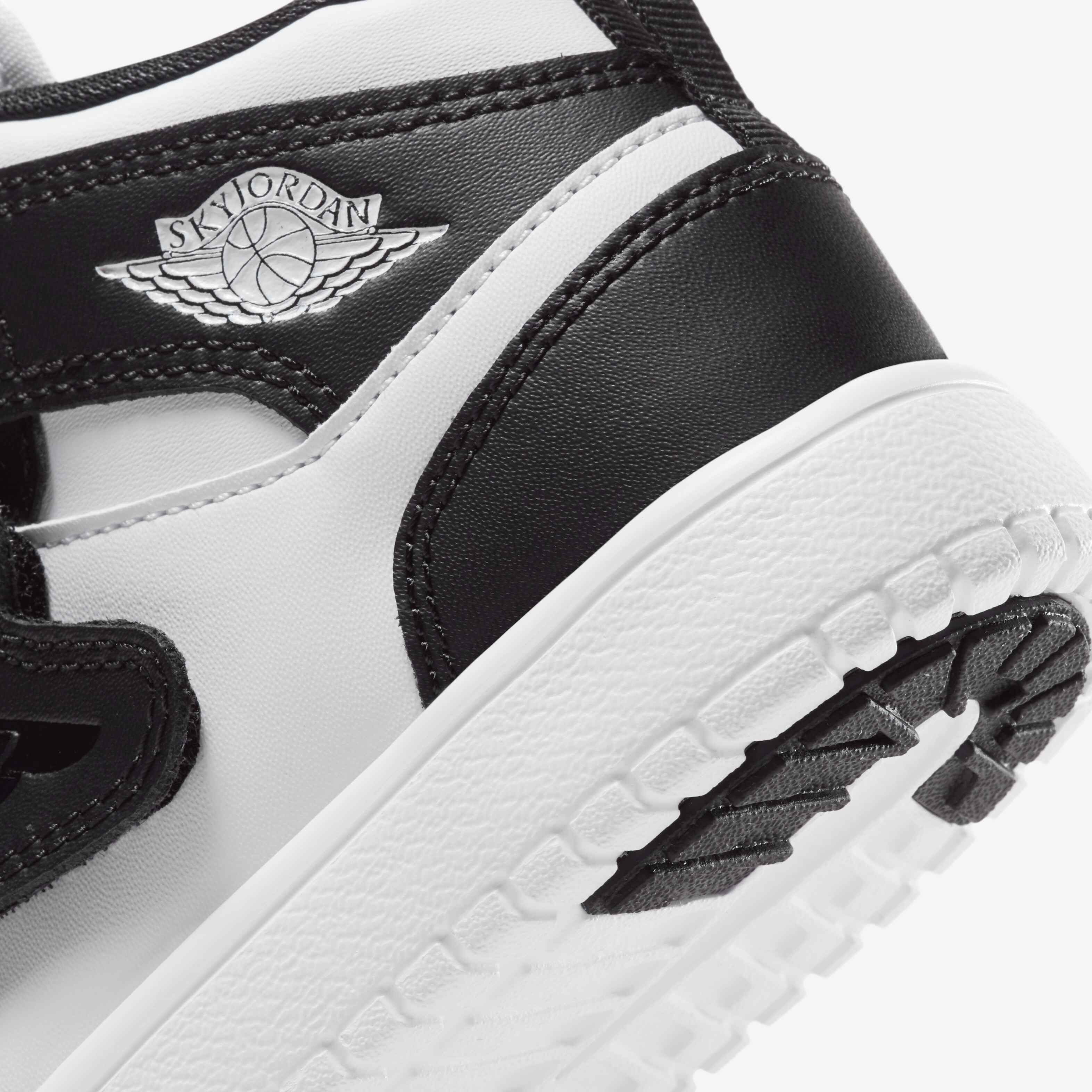 سكاي جوردن 1 image number 7