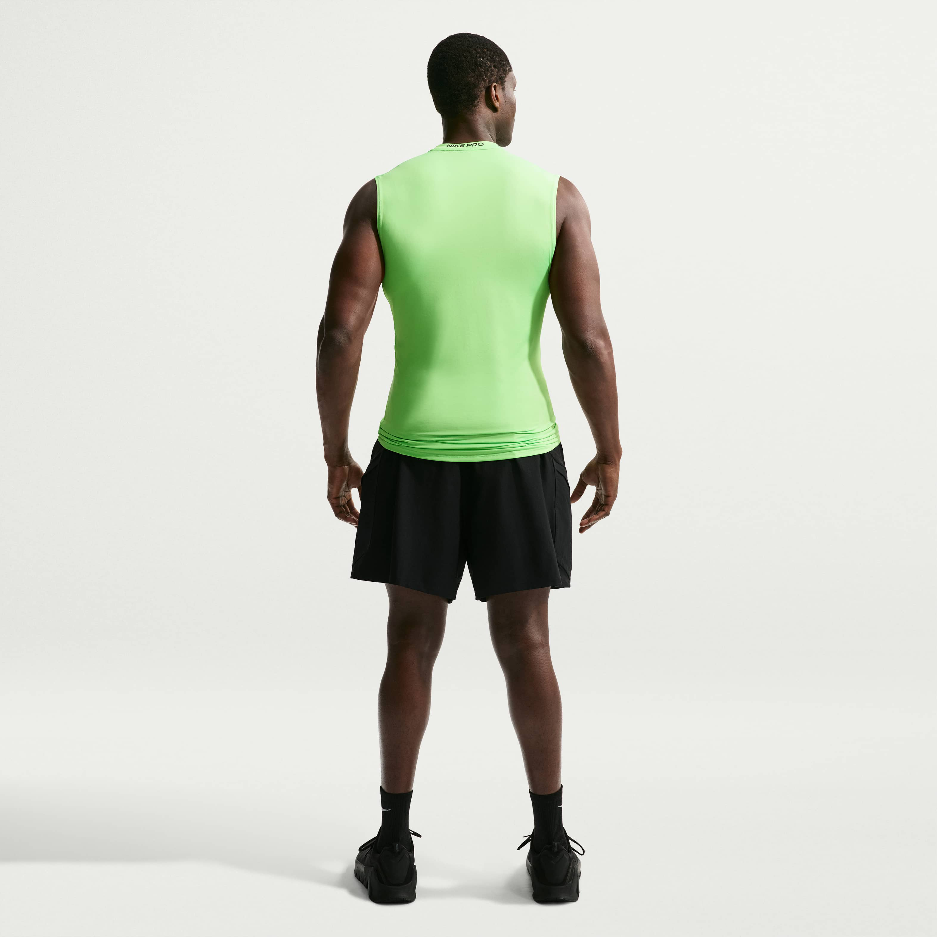 Nike Pro Training image number 9