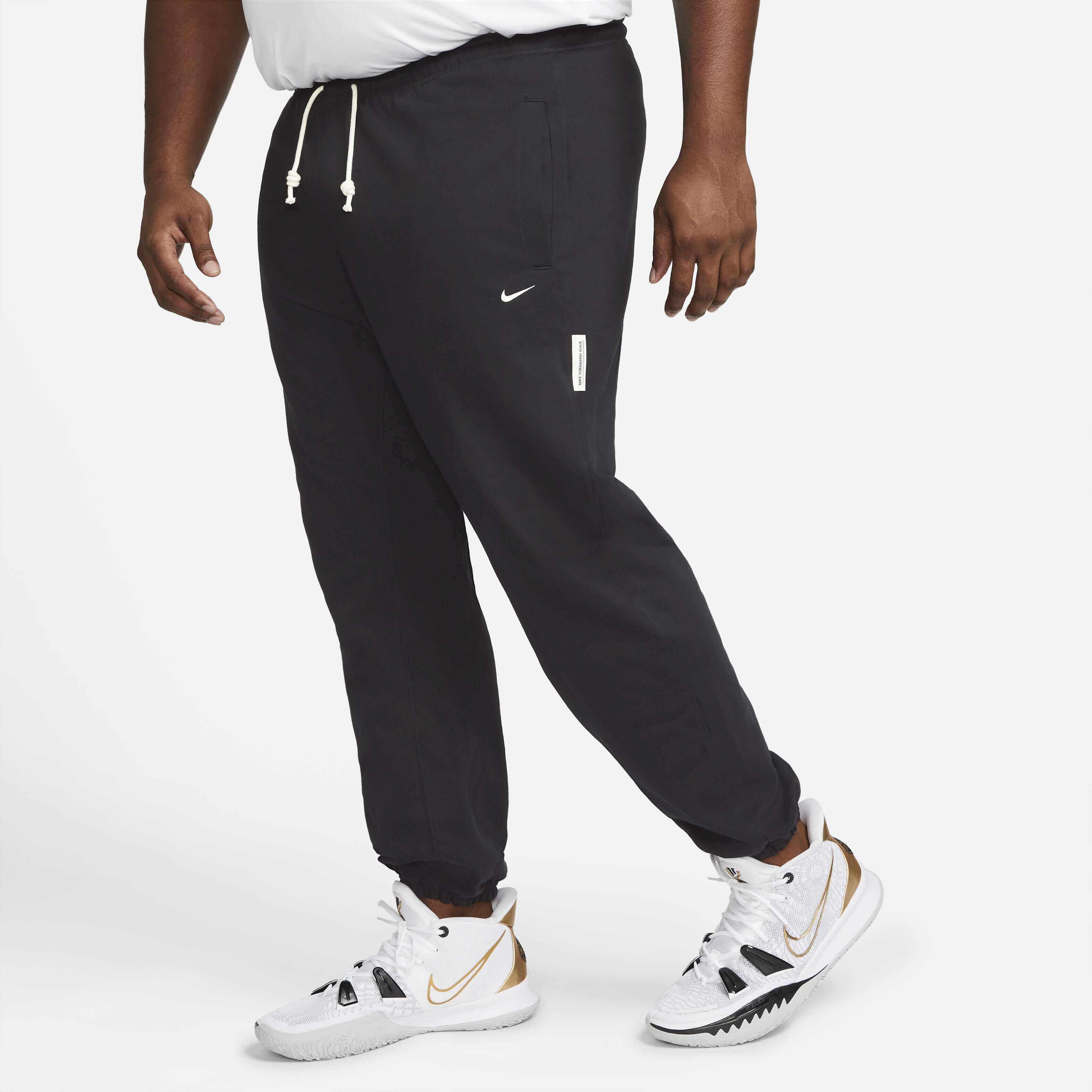 Nike standard fit sweatpants mens sales