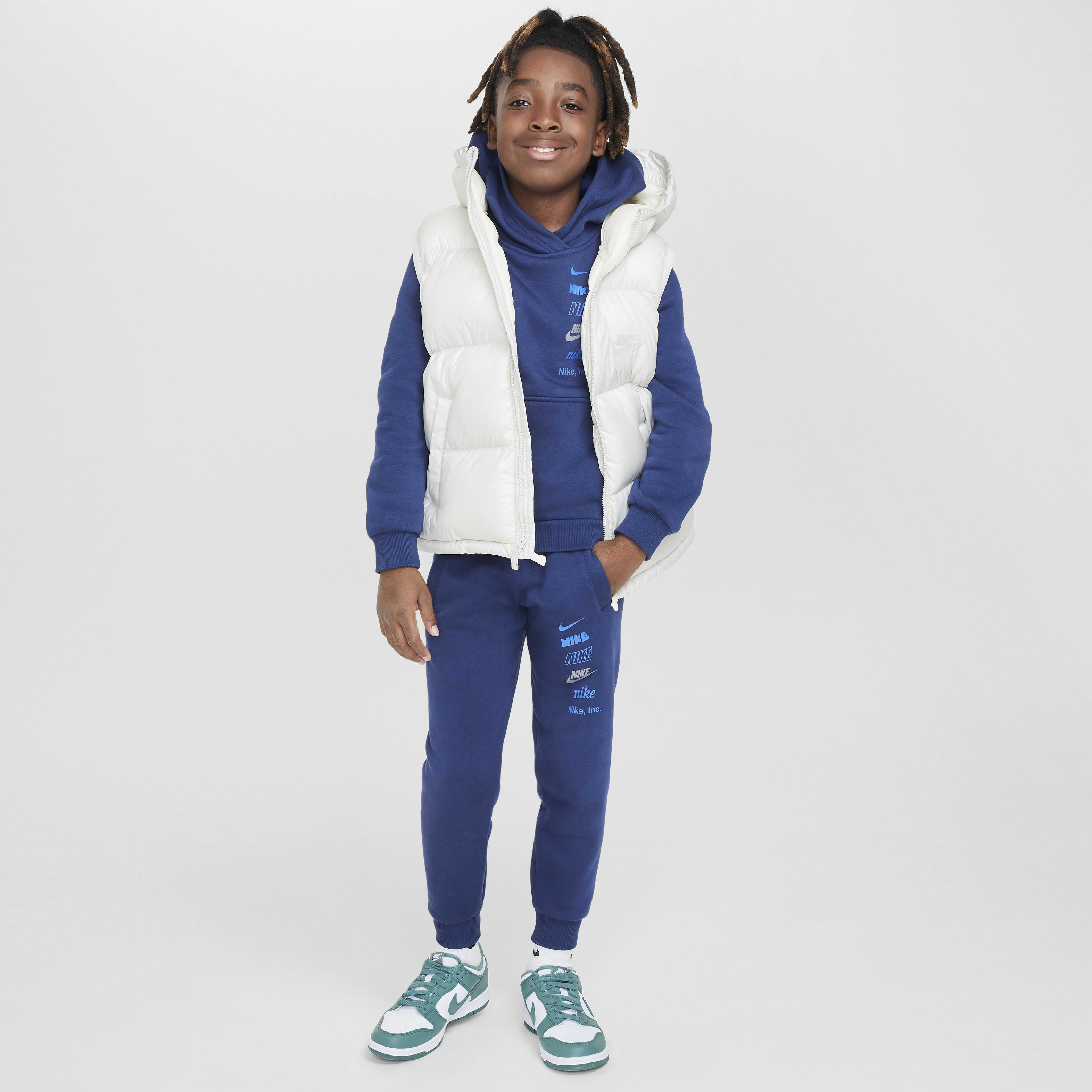 نايكي سبورتسوير كلوب فليس image number 5