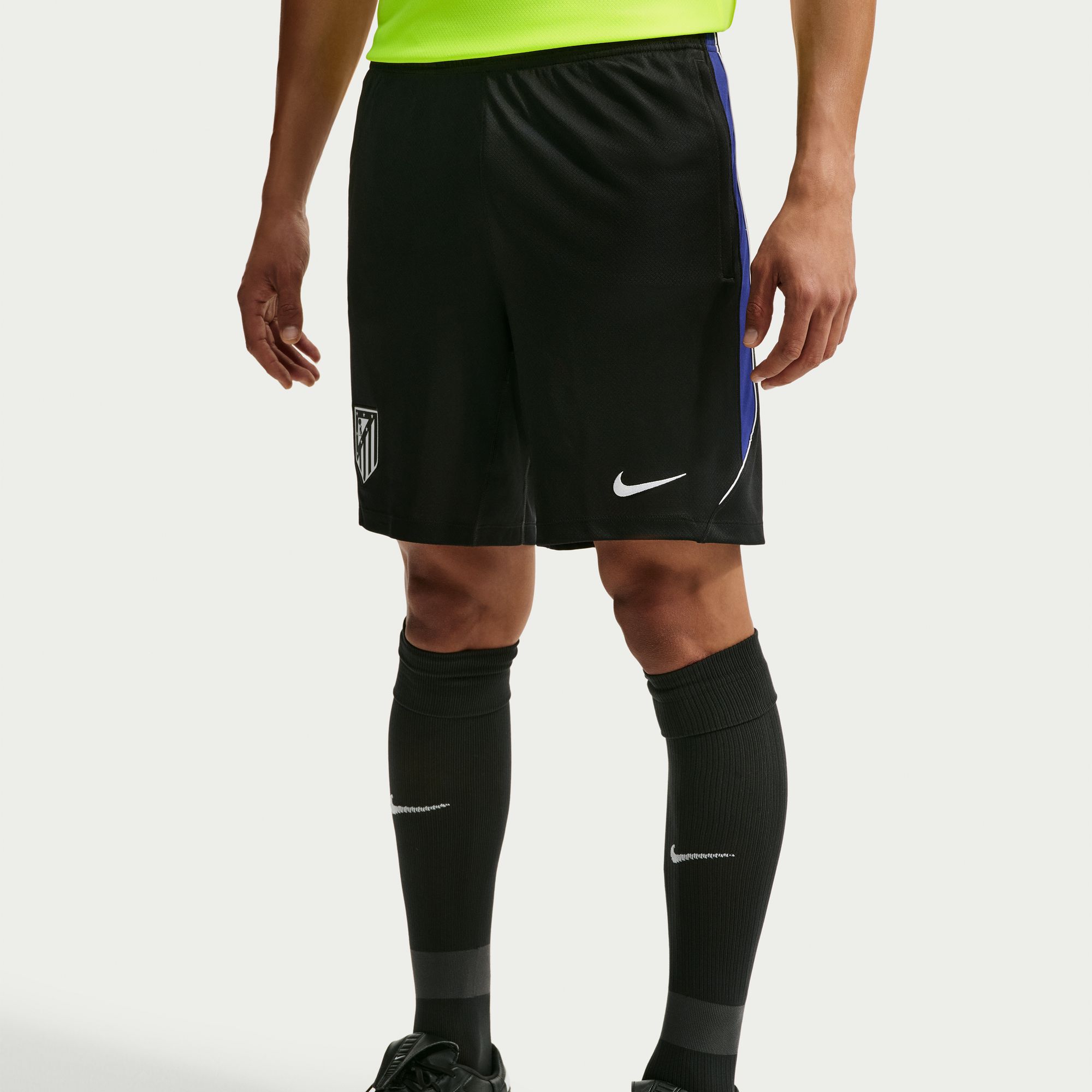 Atltico Madrid Strike image number 3