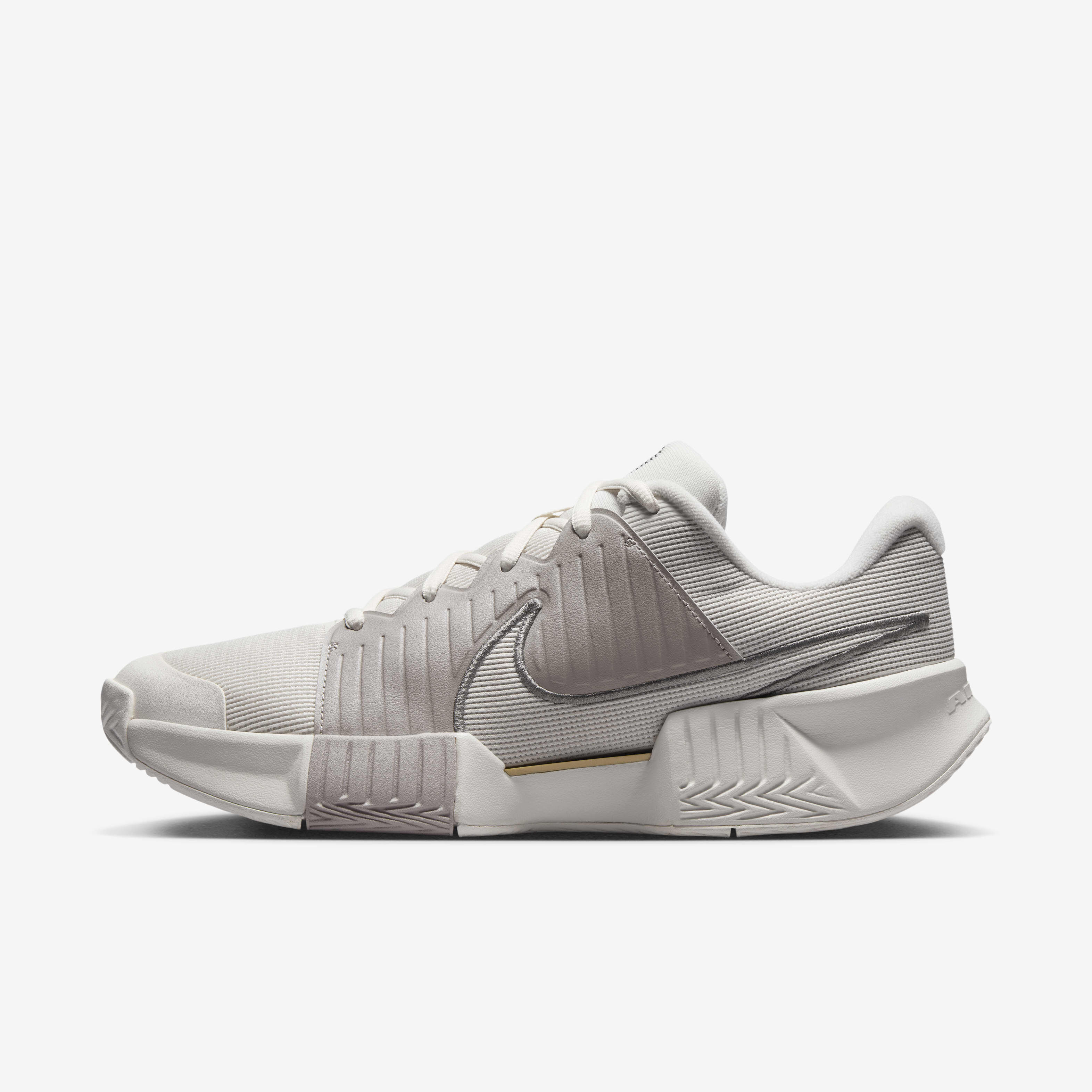 Silver nike tennis shoes new arrivals