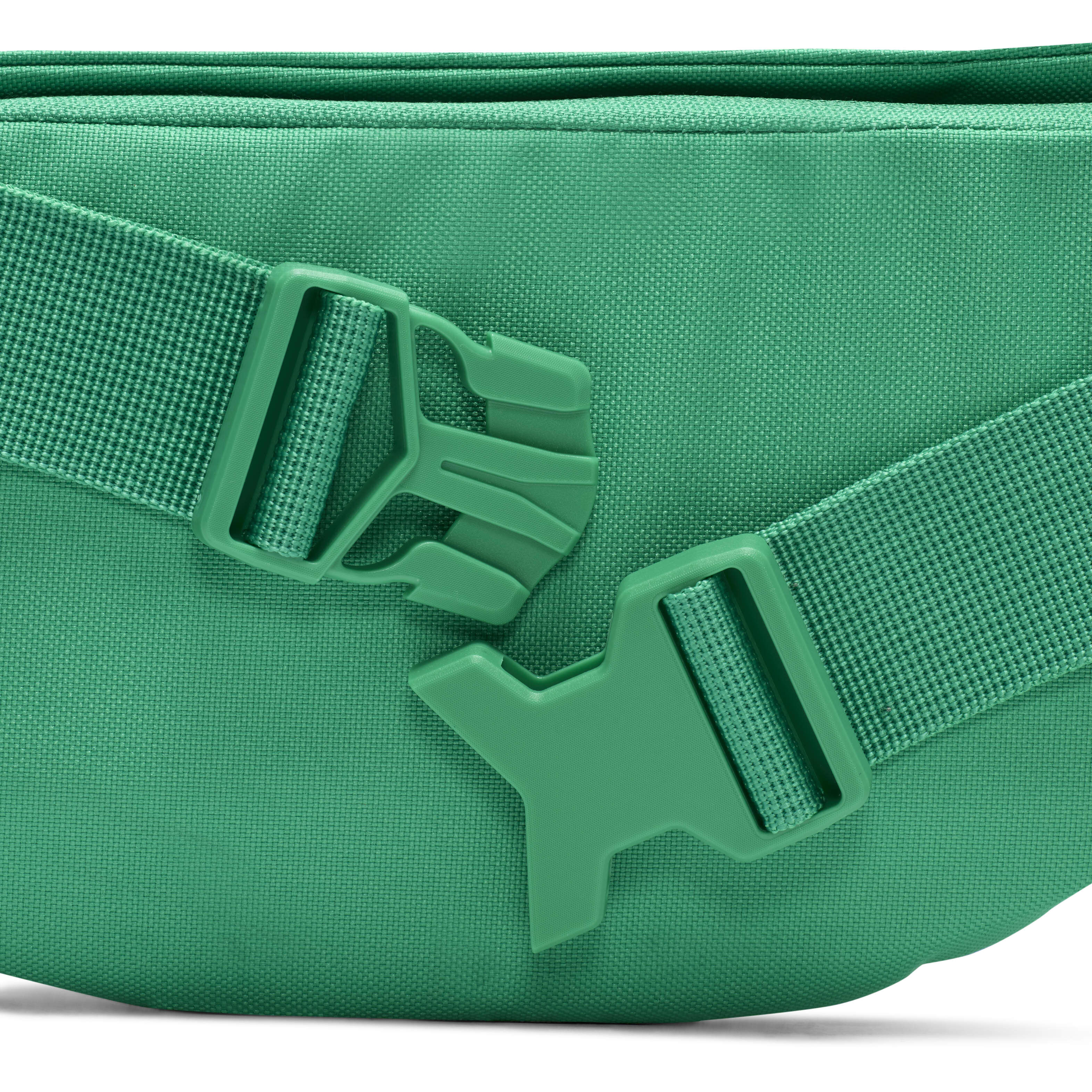 نايكي هيرتج image number 6