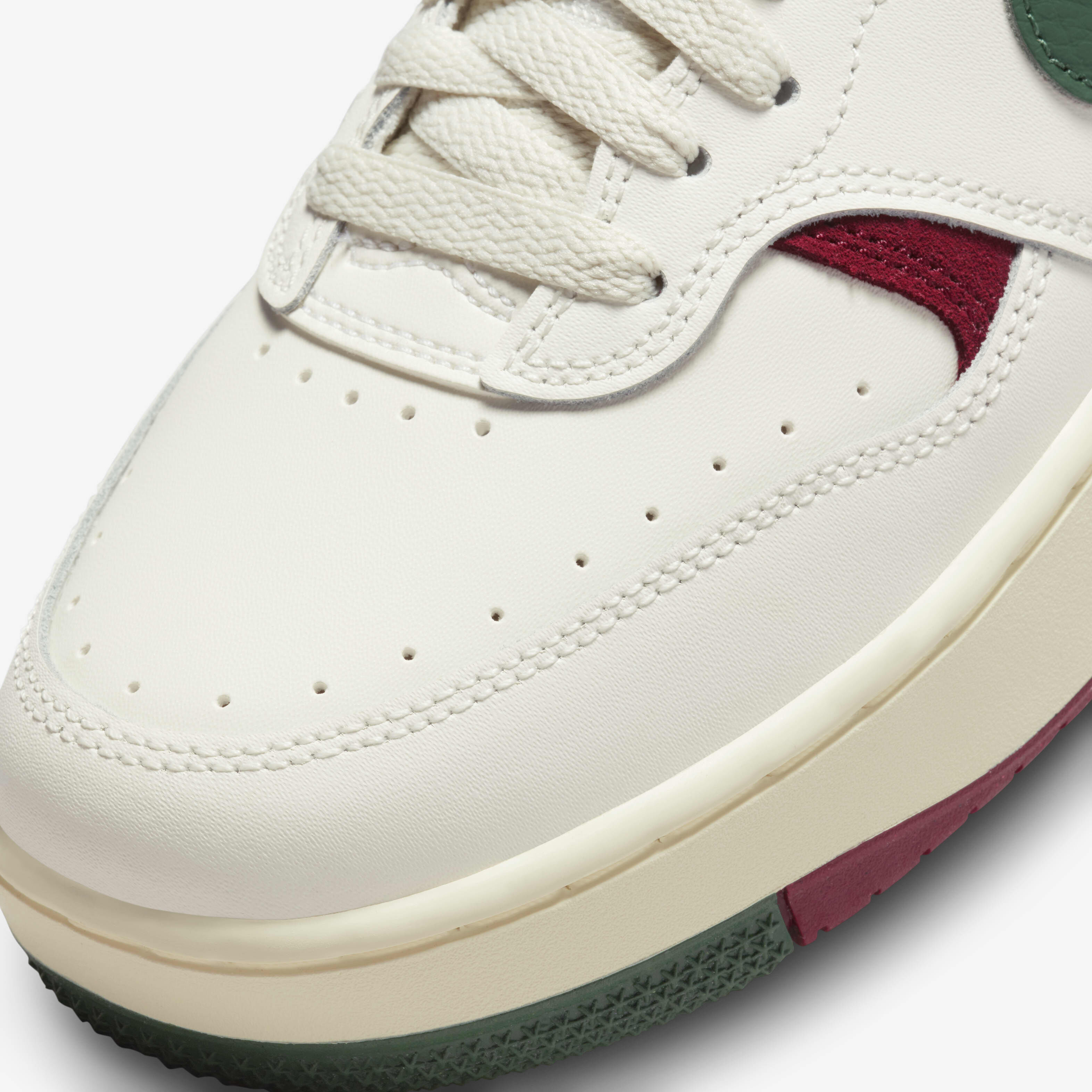 Nike Gamma Force image number 7