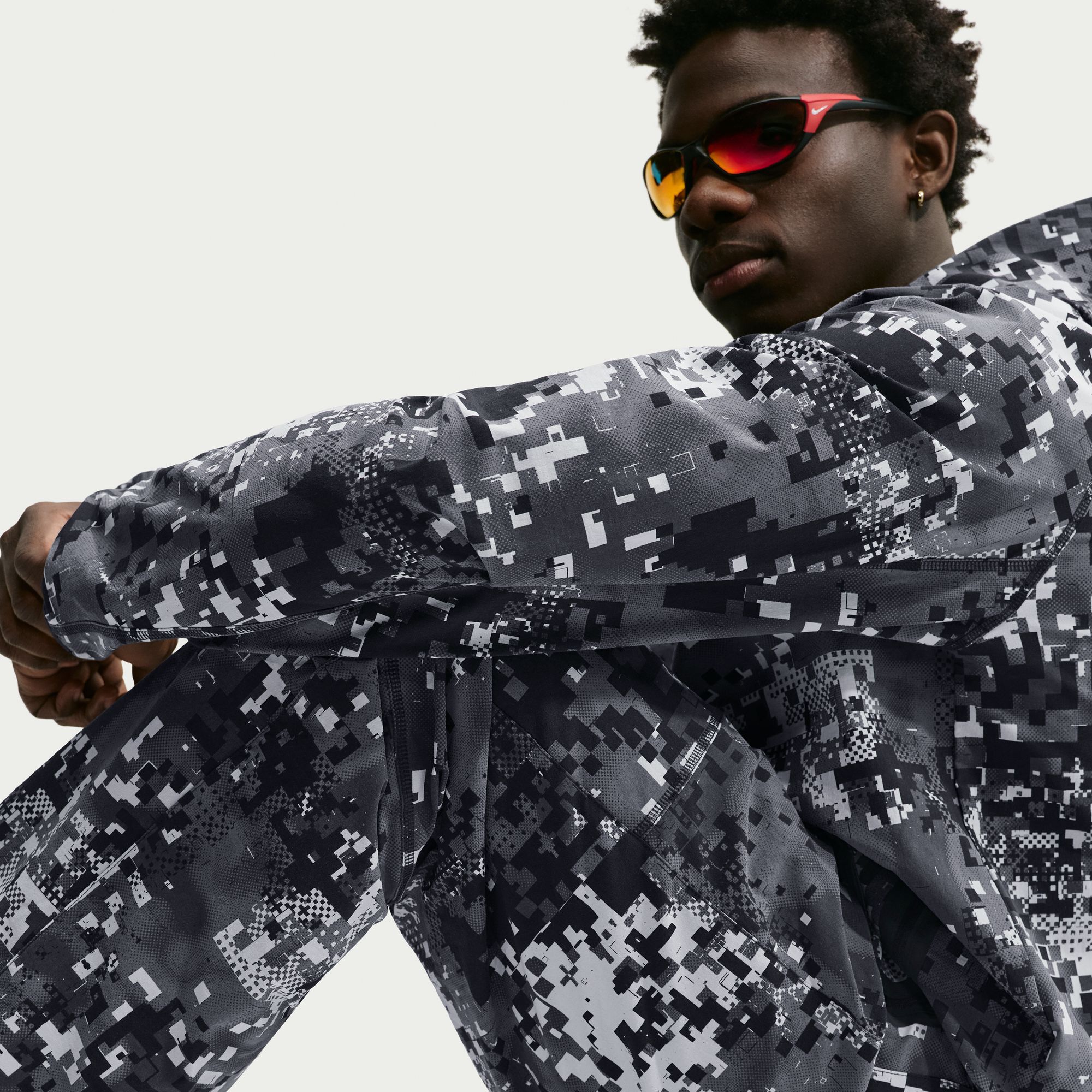 Nike Tech image number 4