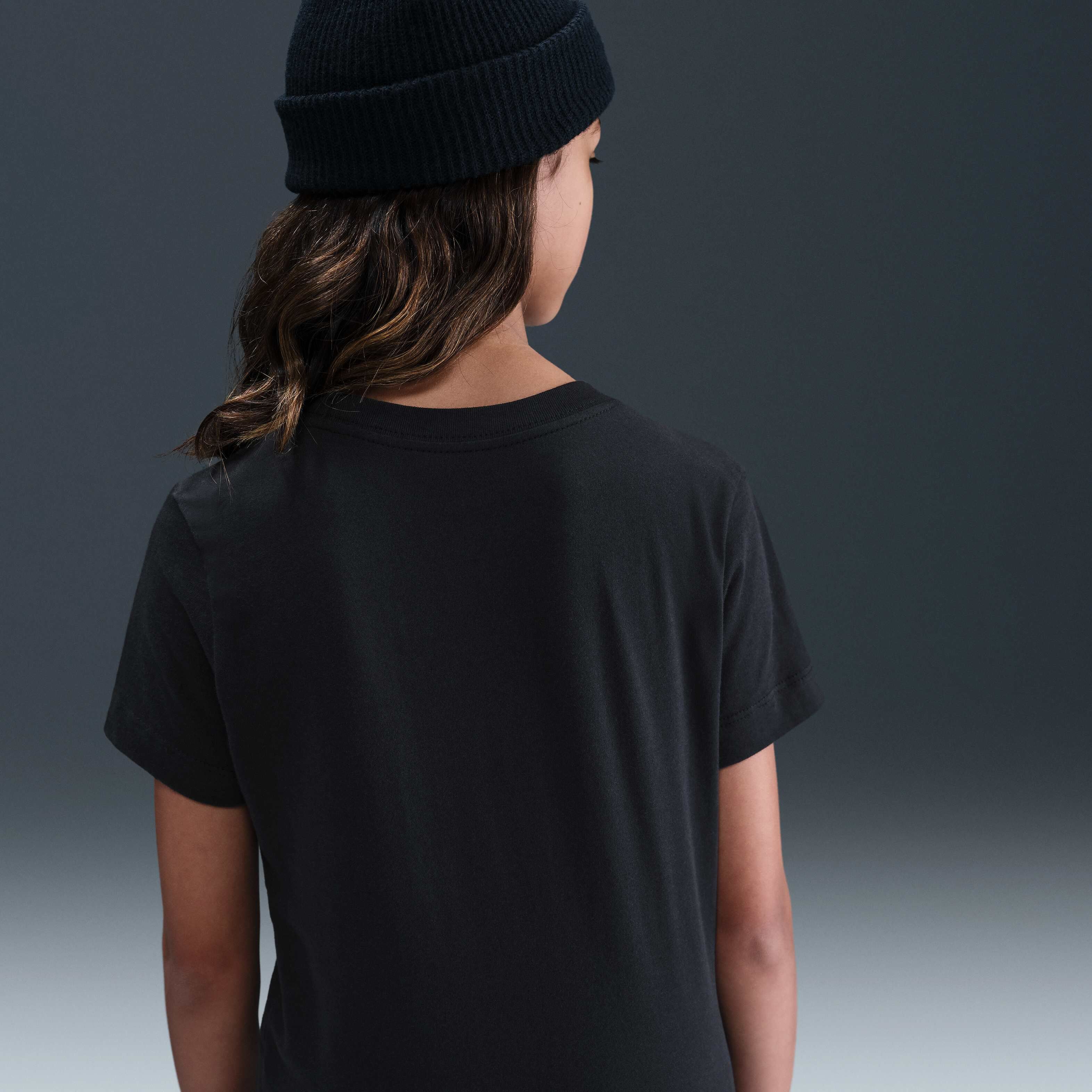 نايكي سبورتسوير image number 1