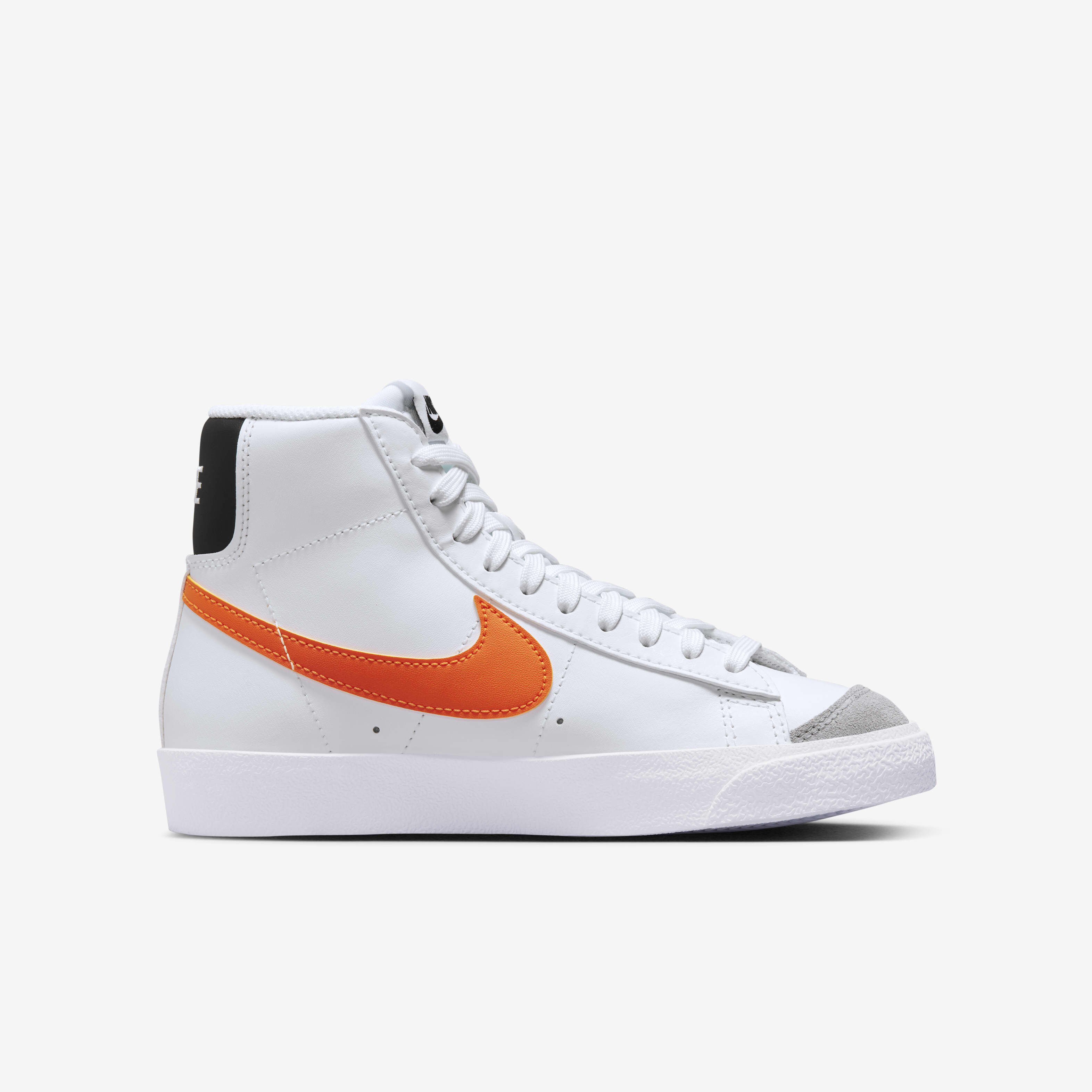 نايكي بليزر ميد '77 image number 2