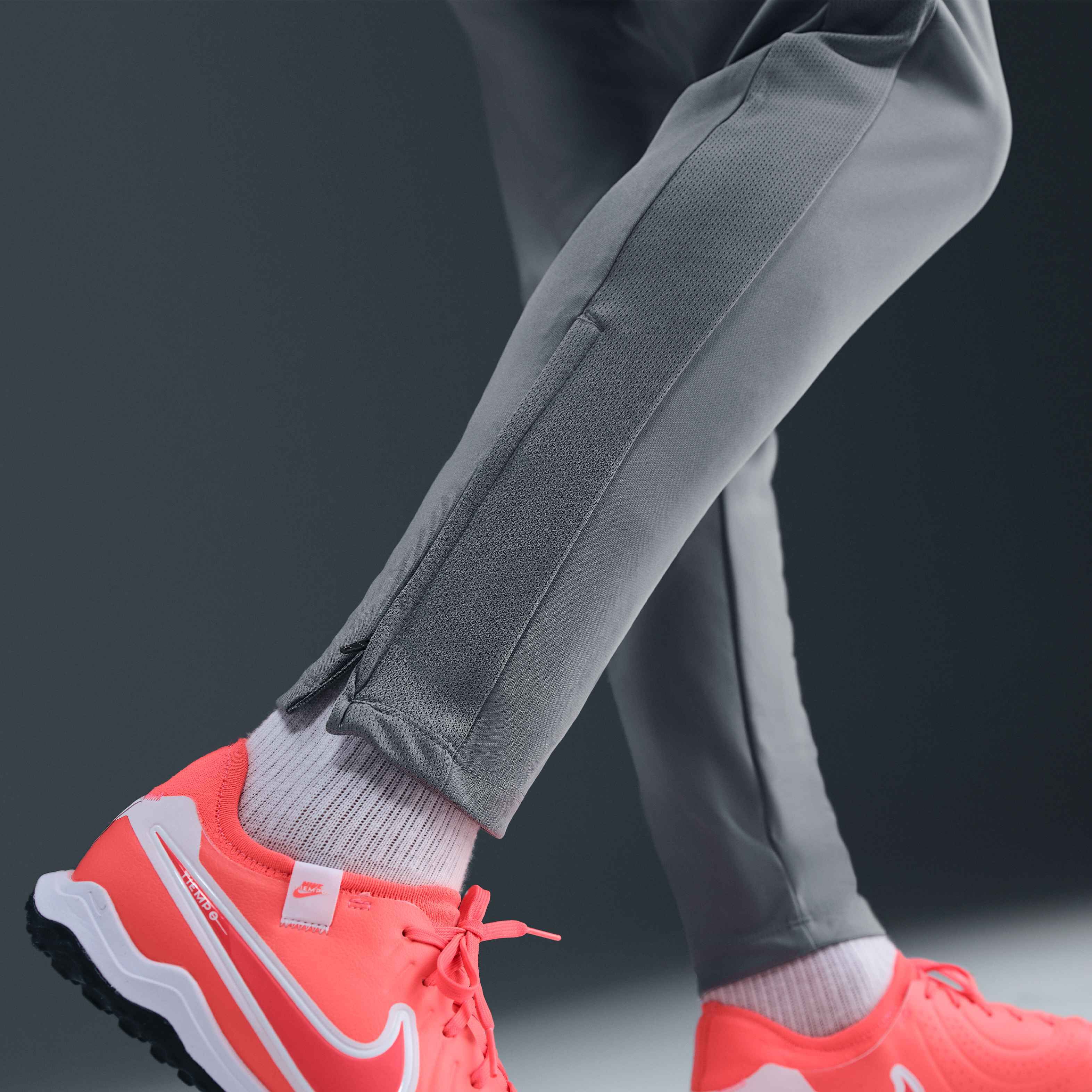 نايكي أكاديمي image number 5