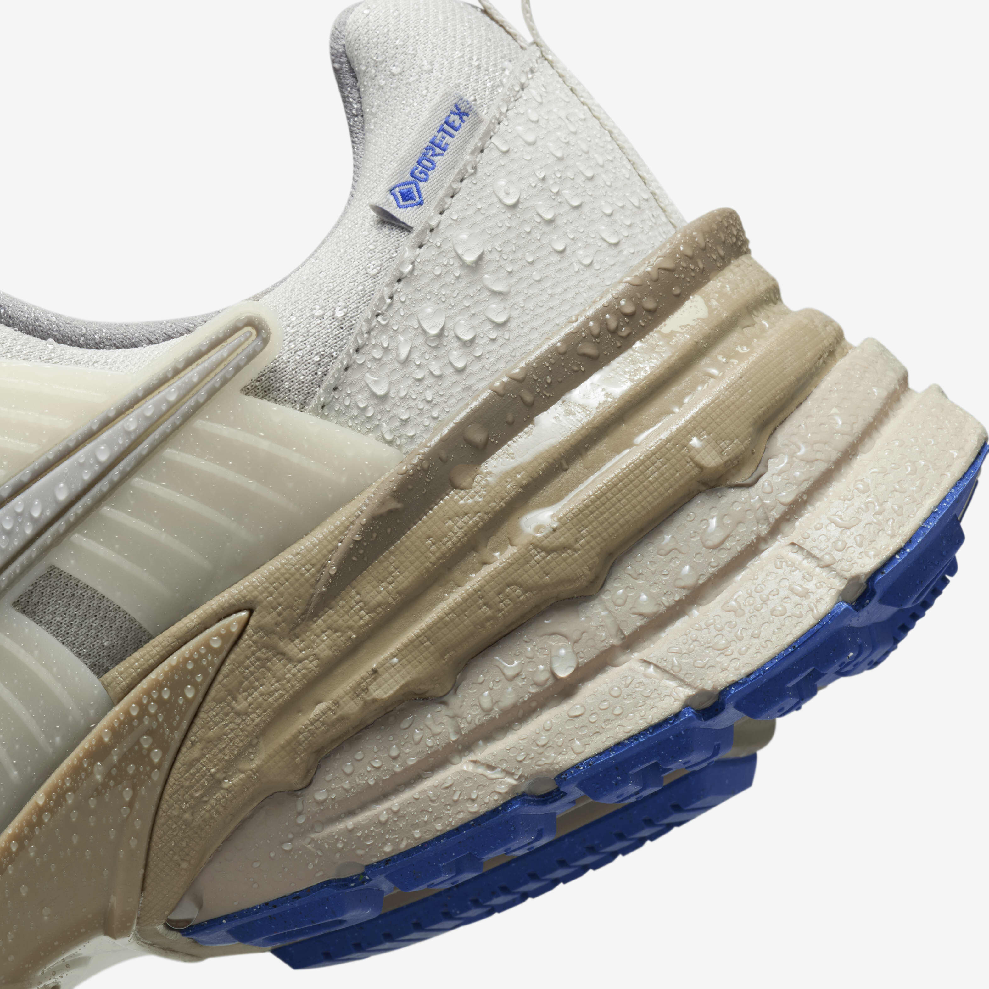 靴 Nike Women's V2K Run GORE-TEX US7.5 Nike Women's V2K Run GORE-TEX 