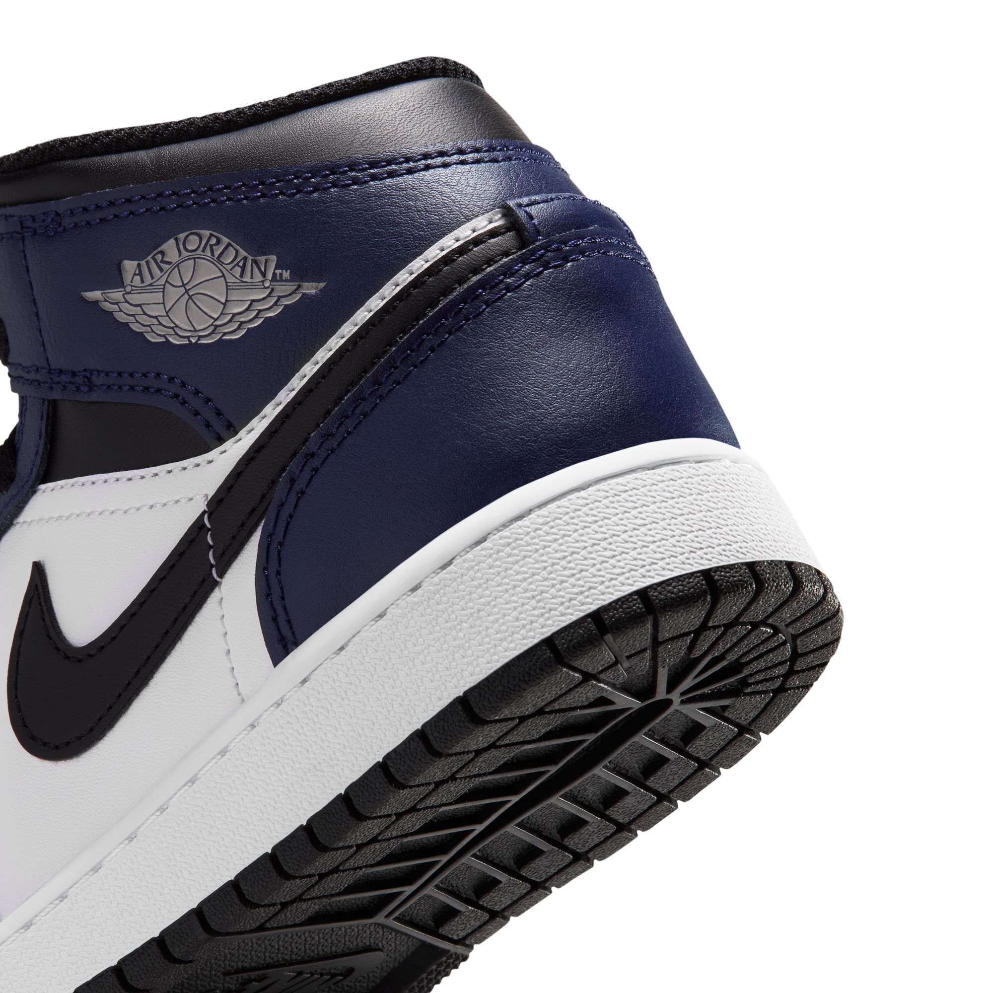 Air Jordan 1 Mid image number 9