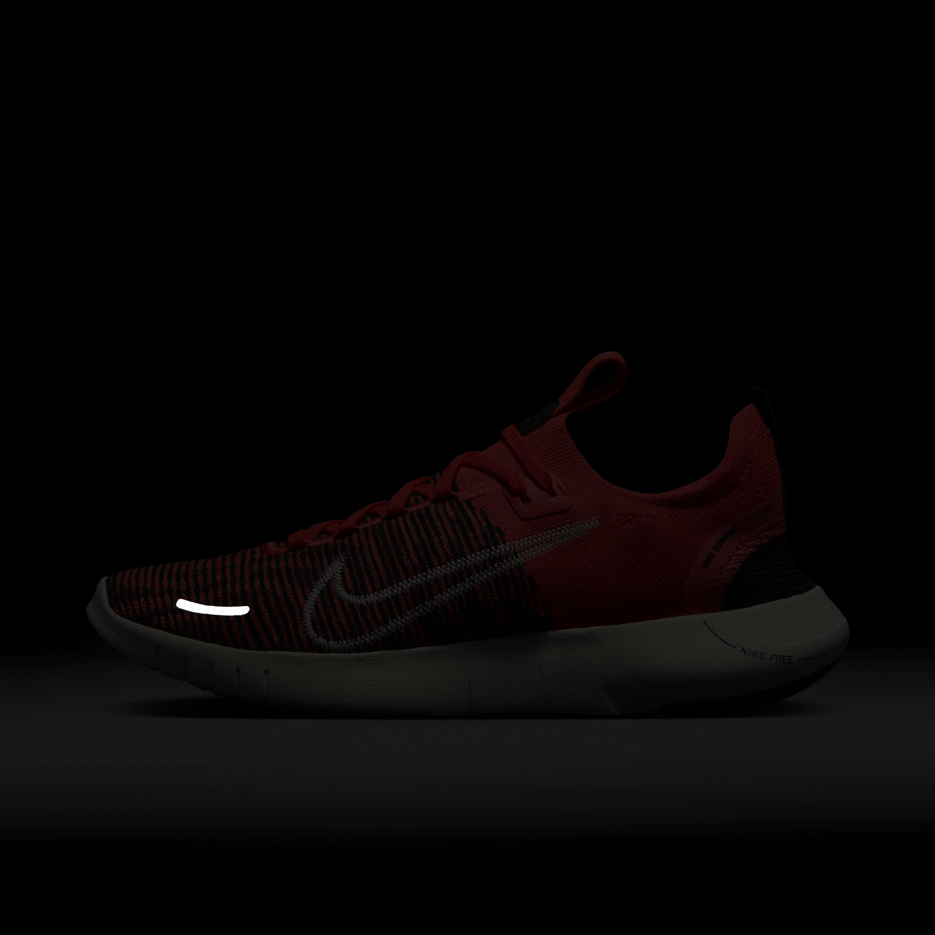Nike free rn graphic on sale