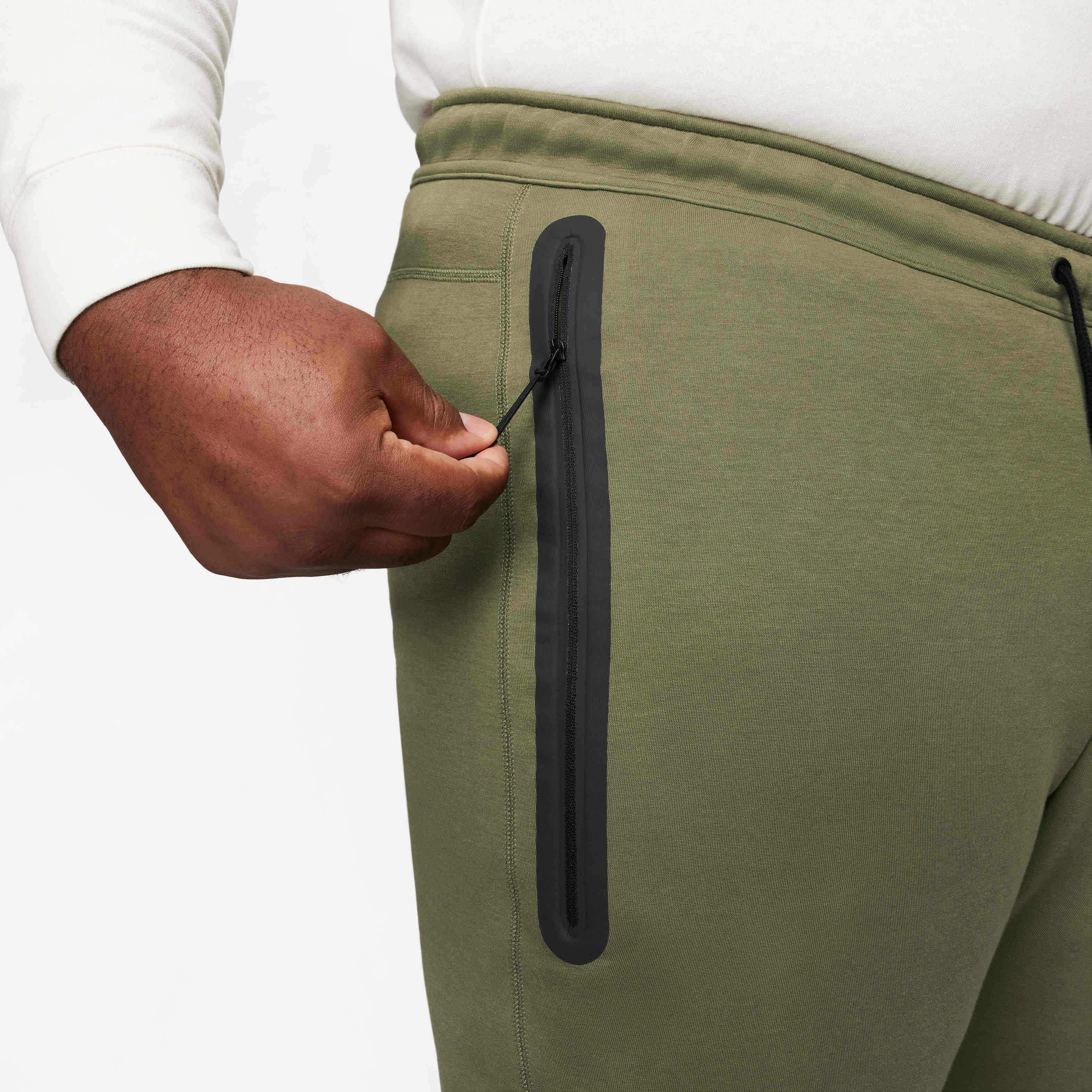 Nike Sportswear Tech Fleece image number 14