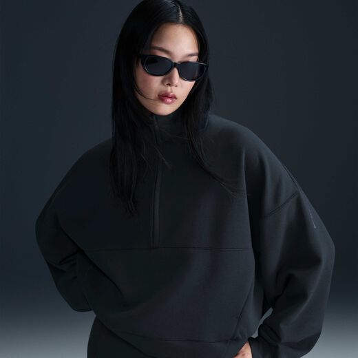 نايكي 24.7 امبوسبلي سوفت نايكي 24.7 امبوسبلي سوفت