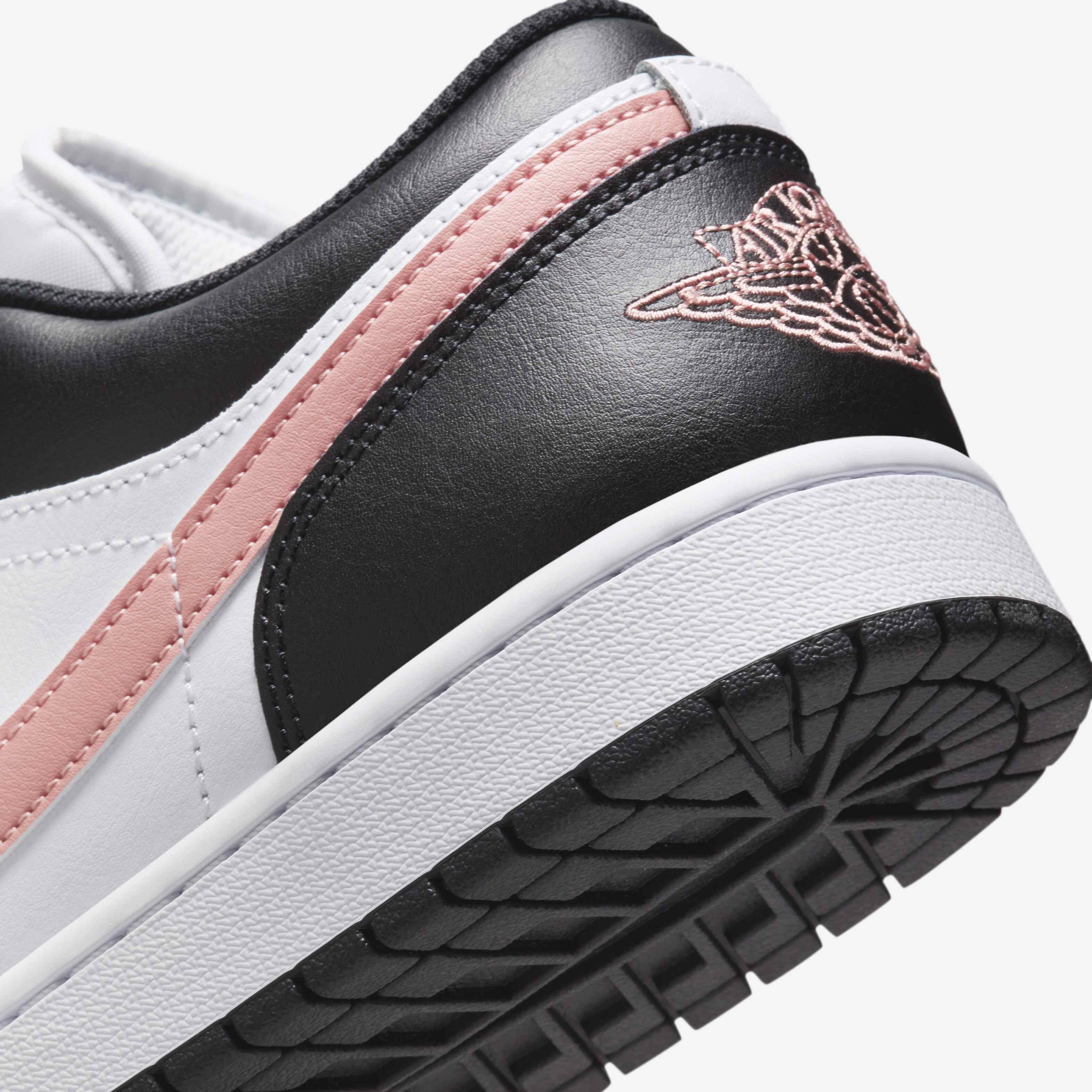 Air Jordan 1 Low image number 7