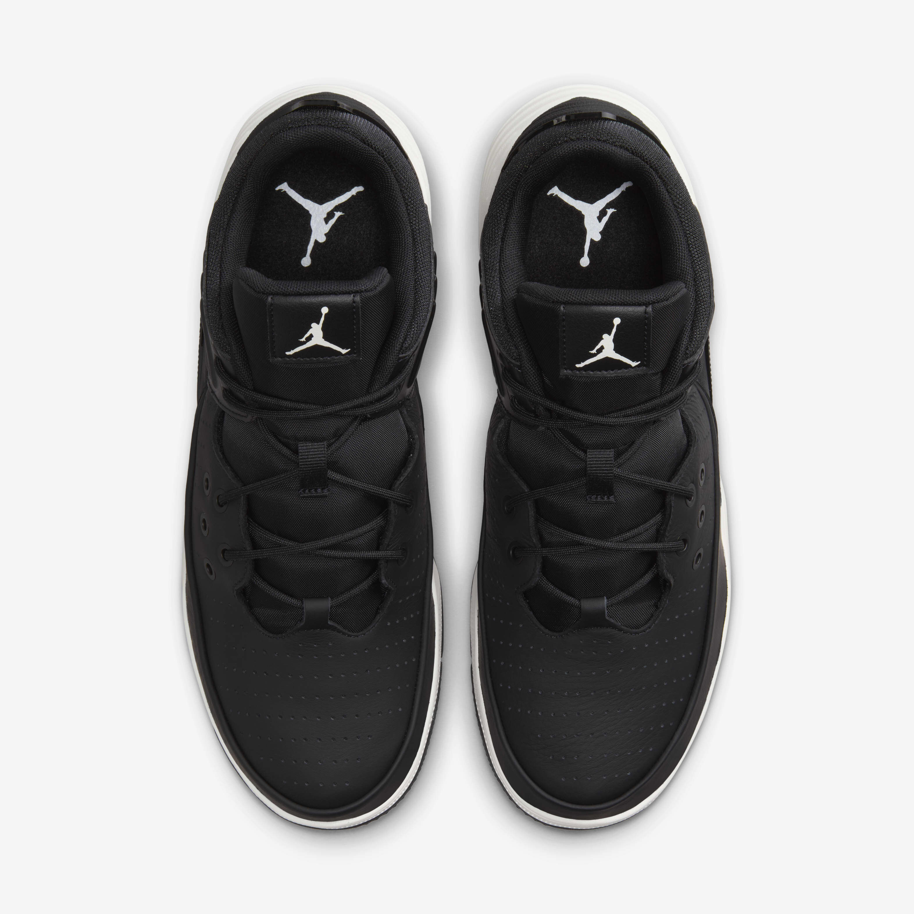 Buy Jordan Max Aura 5 Men s Shoes Nike Qatar Official