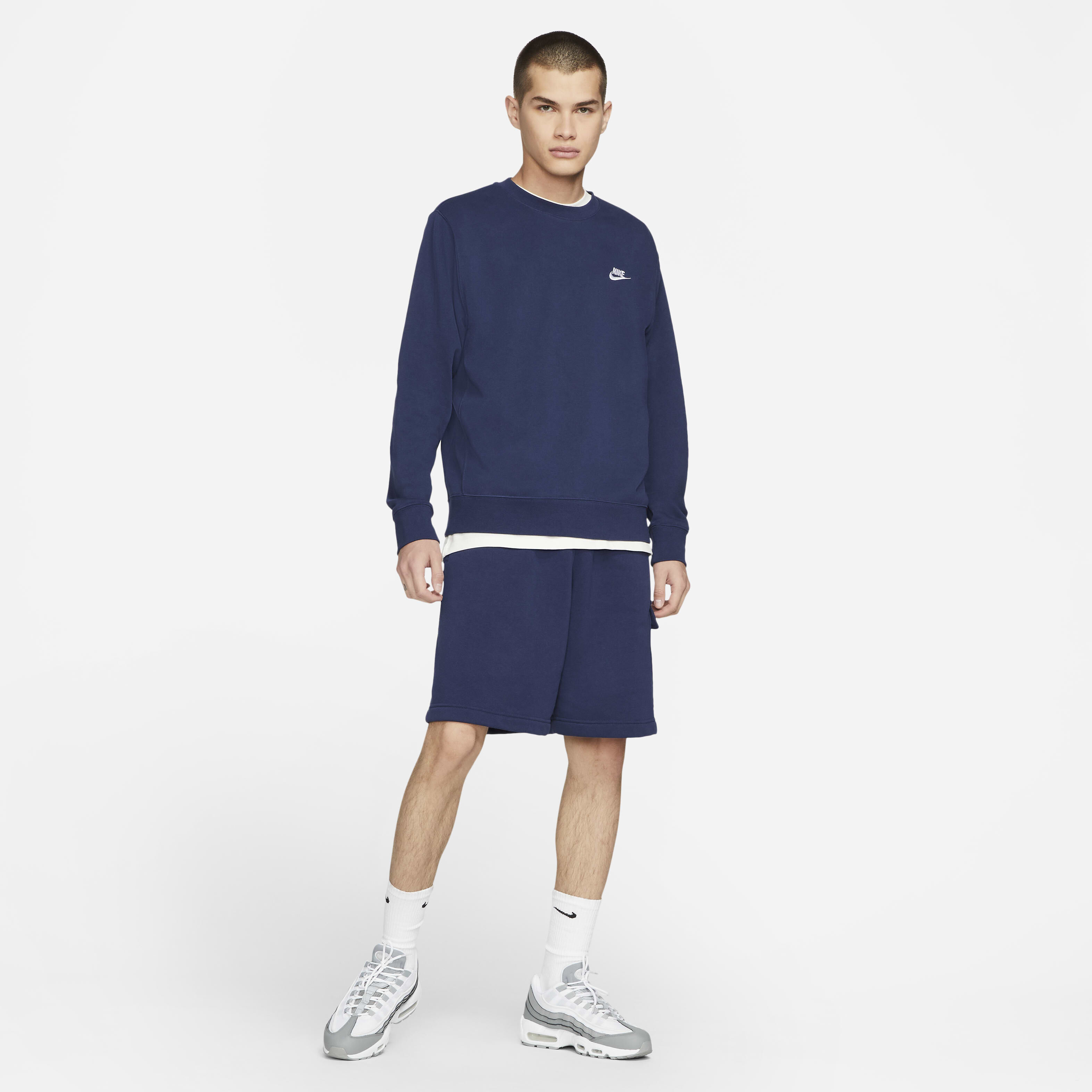 Nike Sportswear Club image number 3