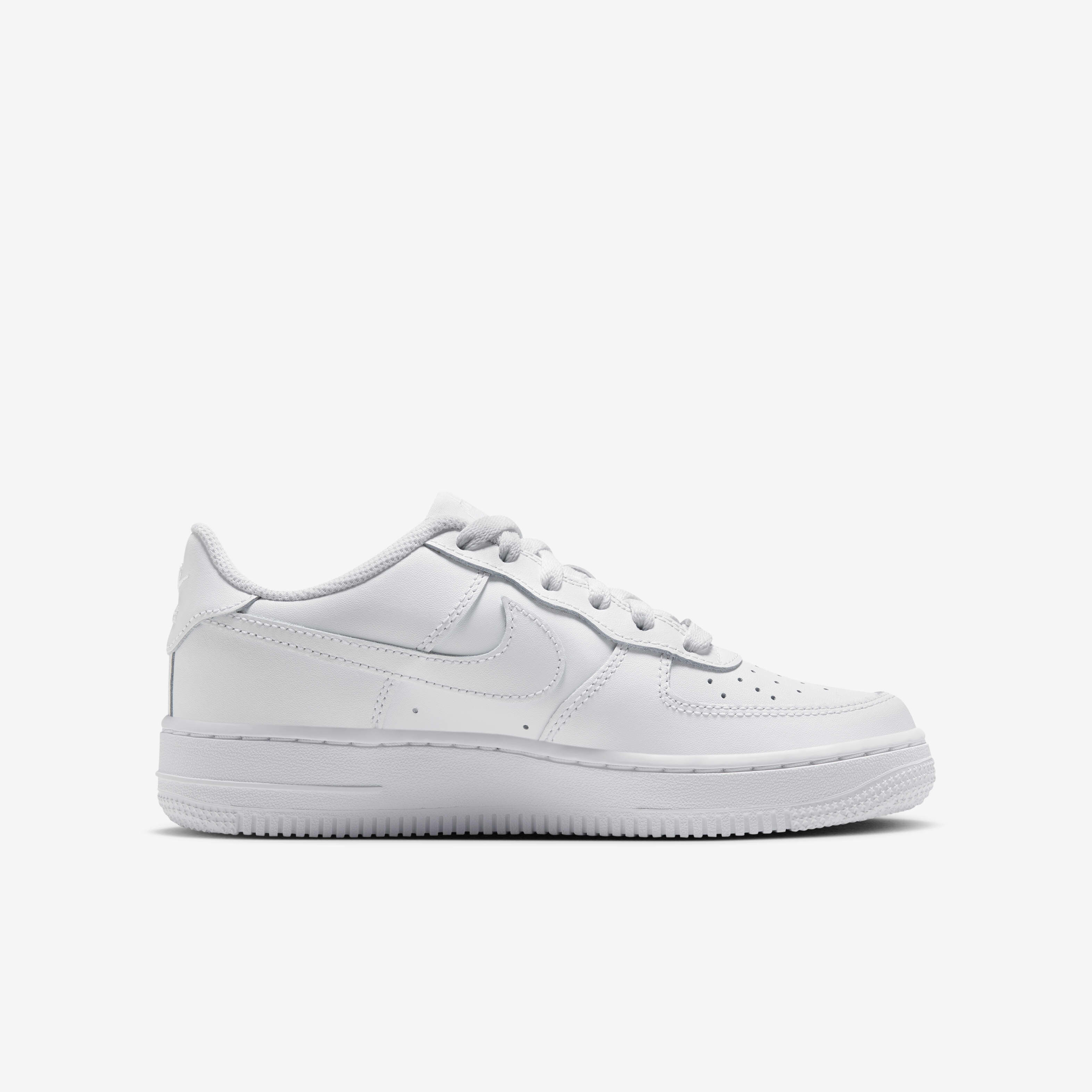 Nike Air Force 1 LE image number 2
