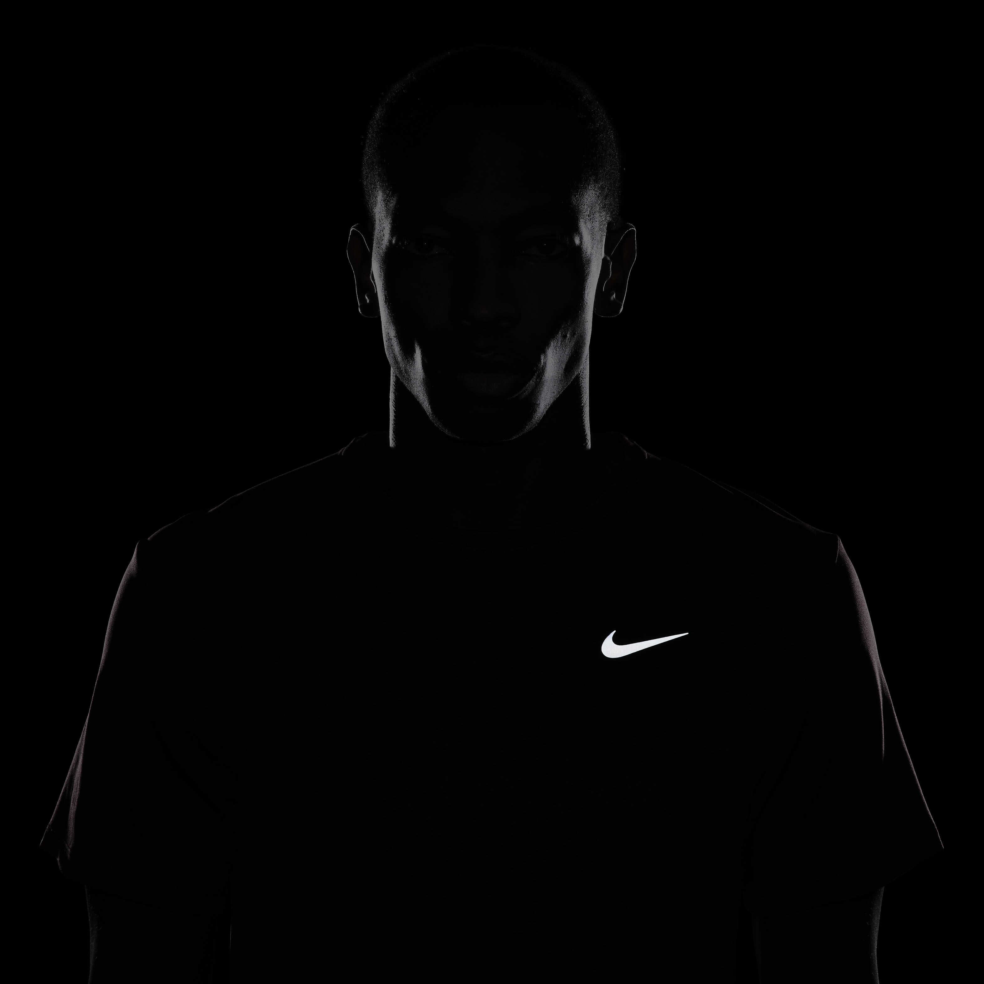 نايكي ميلر image number 5