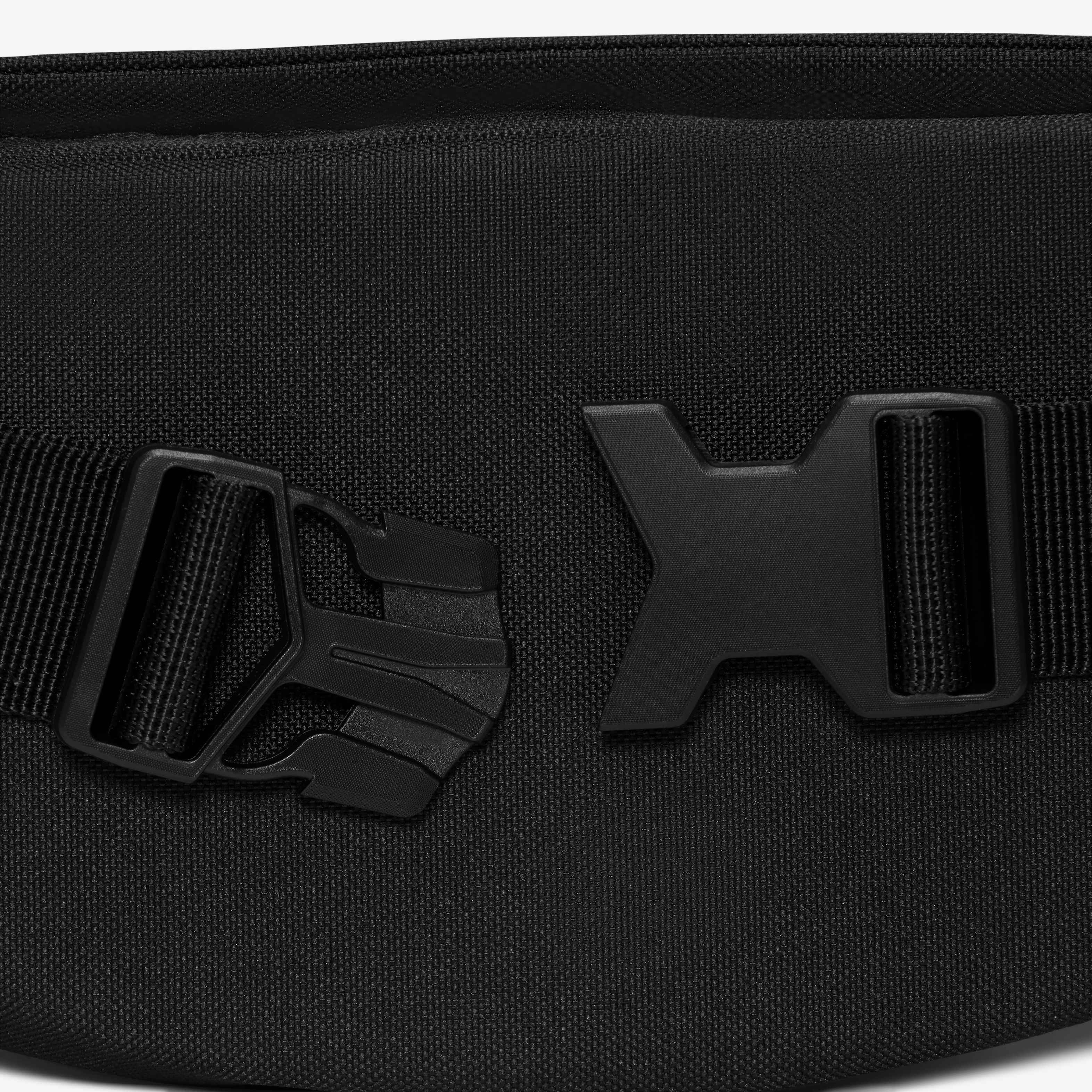 Nike Heritage image number 6